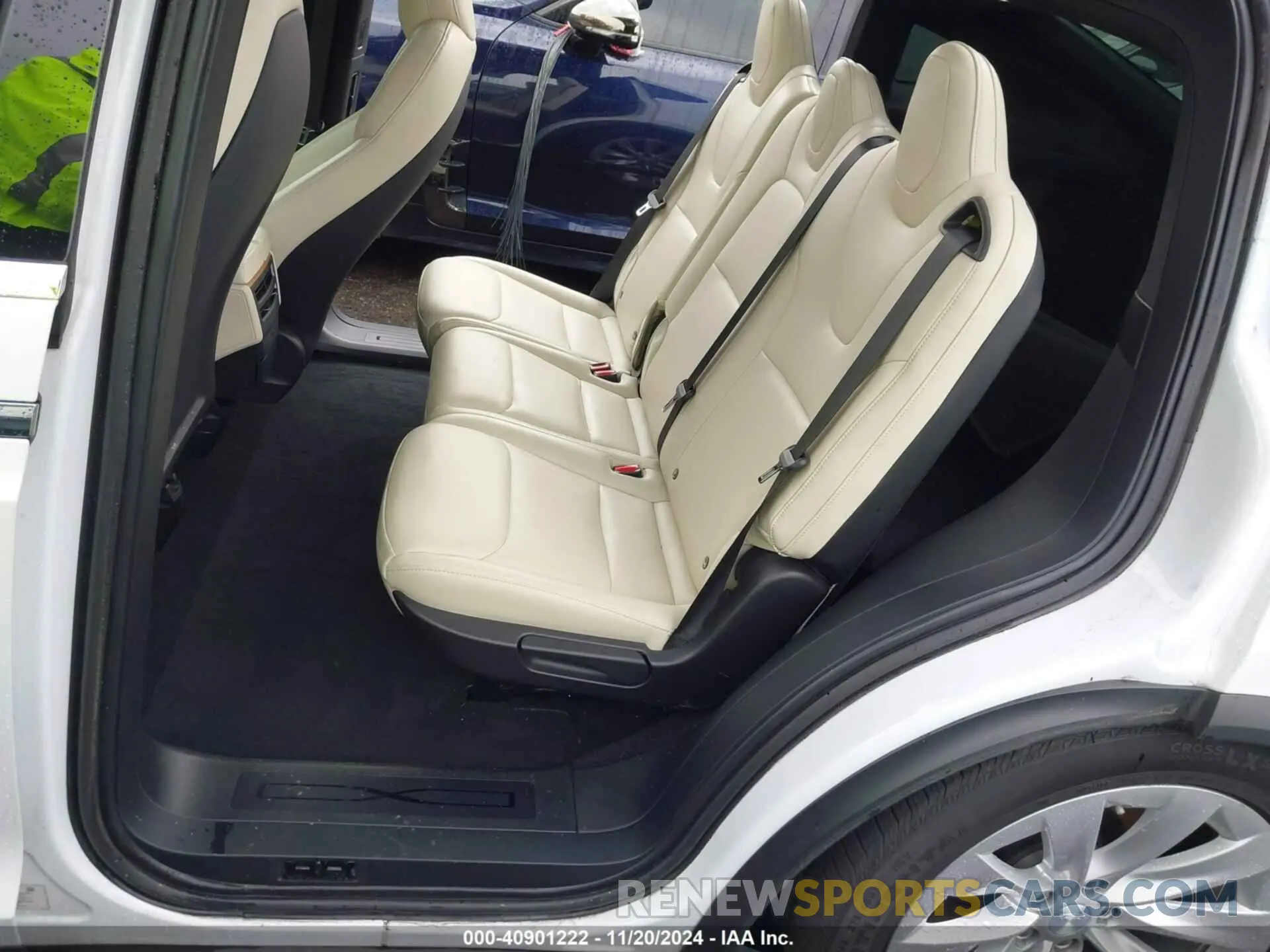 21 Photograph of a damaged car 5YJXCDE22LF301401 TESLA MODEL X 2020