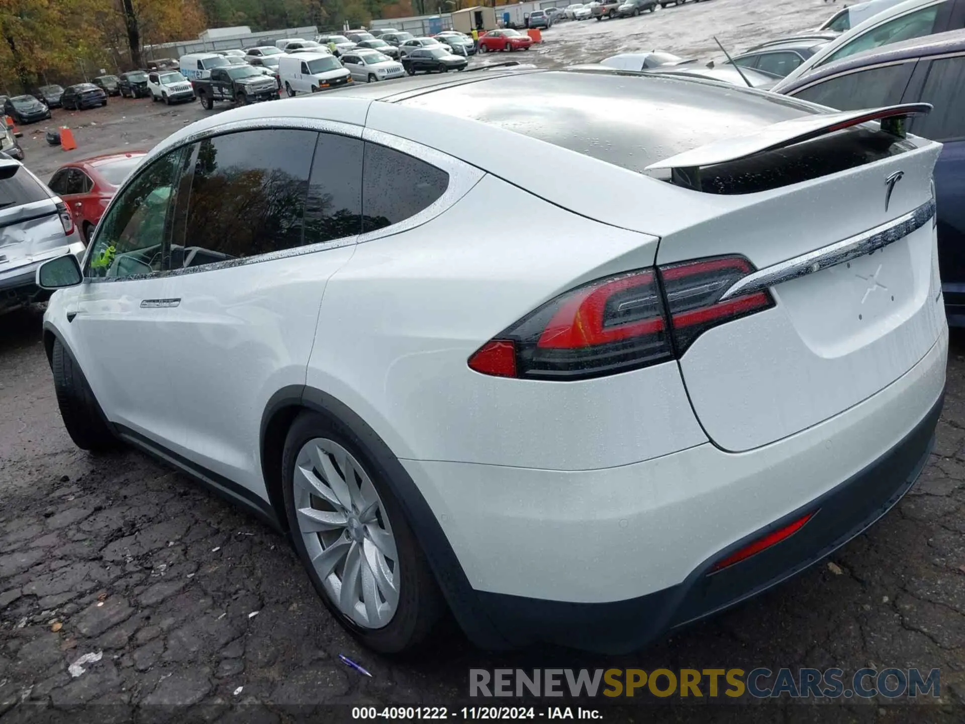 3 Photograph of a damaged car 5YJXCDE22LF301401 TESLA MODEL X 2020