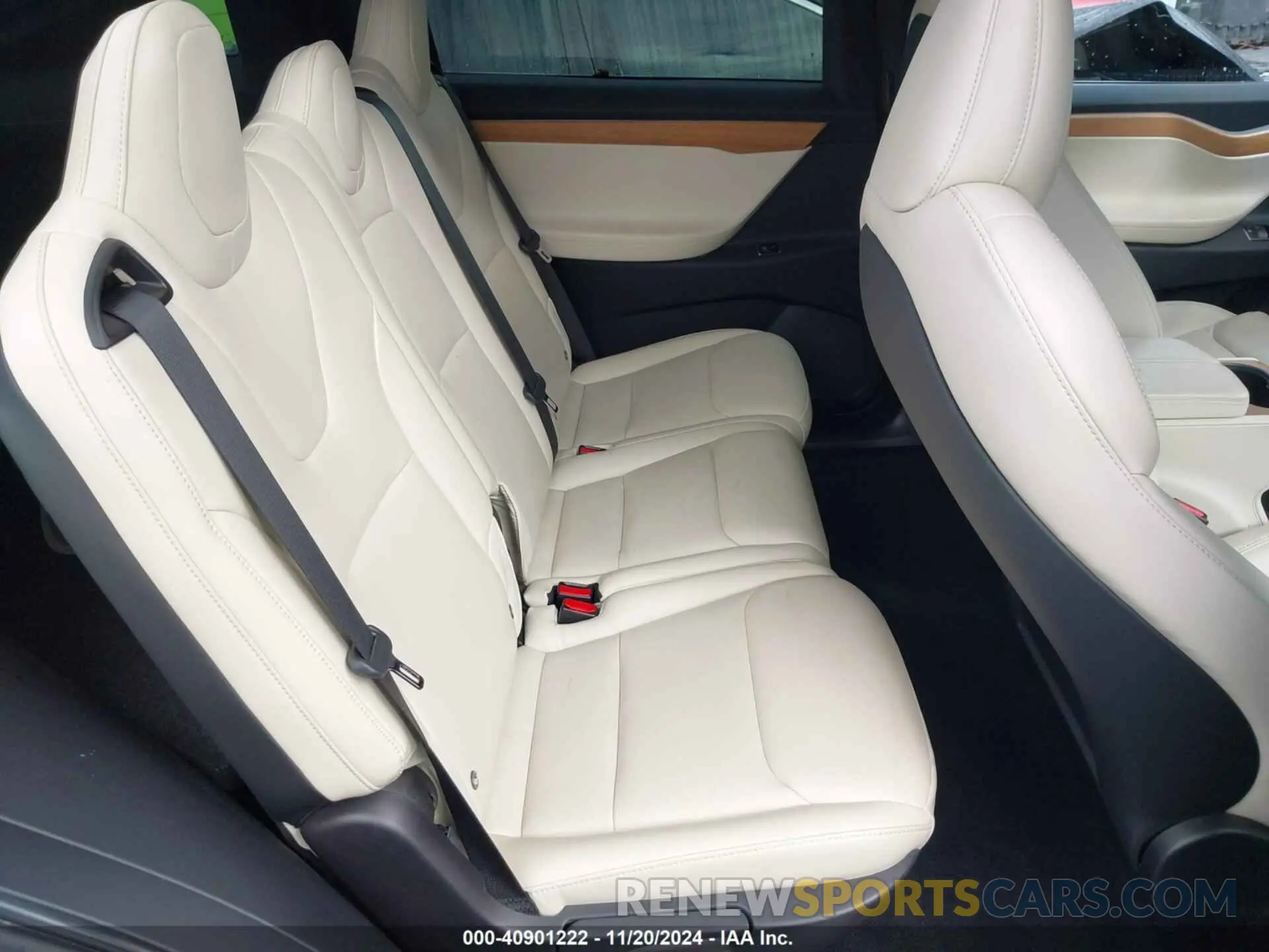 8 Photograph of a damaged car 5YJXCDE22LF301401 TESLA MODEL X 2020