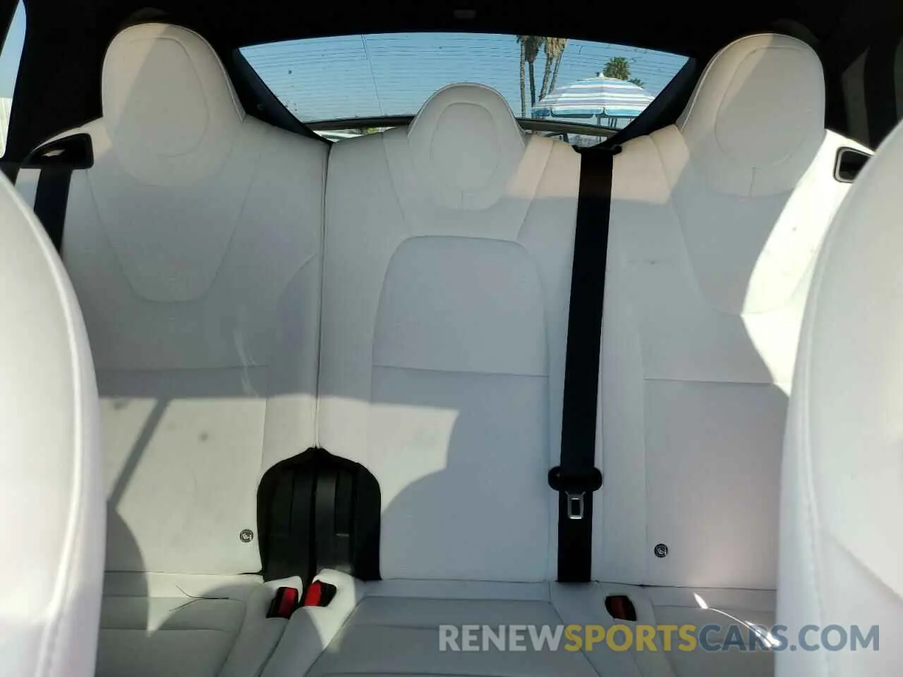 10 Photograph of a damaged car 5YJXCDE28LF261972 TESLA MODEL X 2020