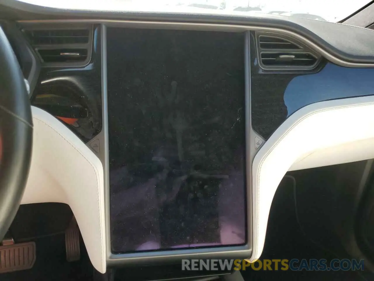 9 Photograph of a damaged car 5YJXCDE28LF261972 TESLA MODEL X 2020