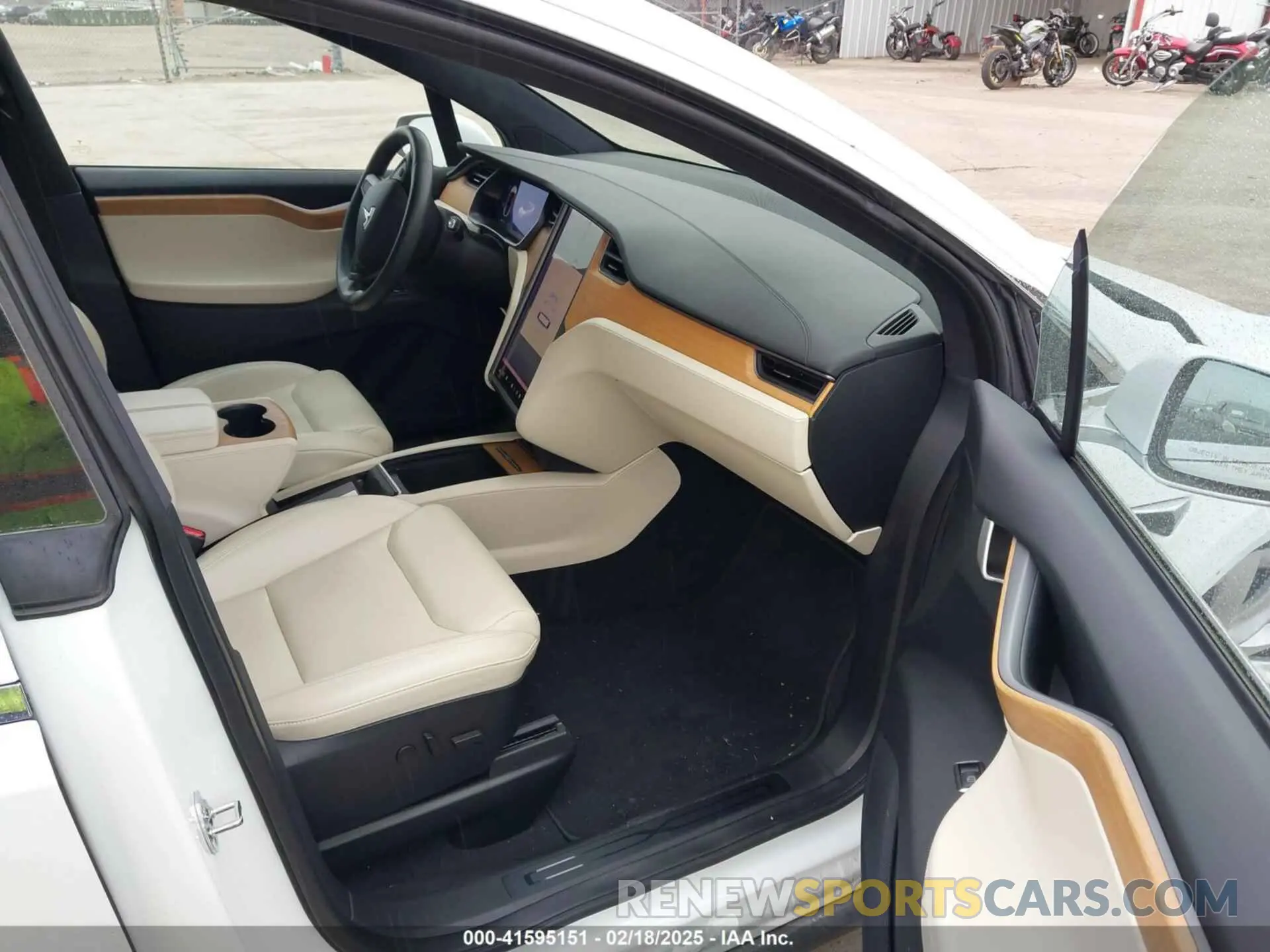 5 Фотография поврежденного автомобиля 5YJXCDE2XLF284847 TESLA MODEL X 2020