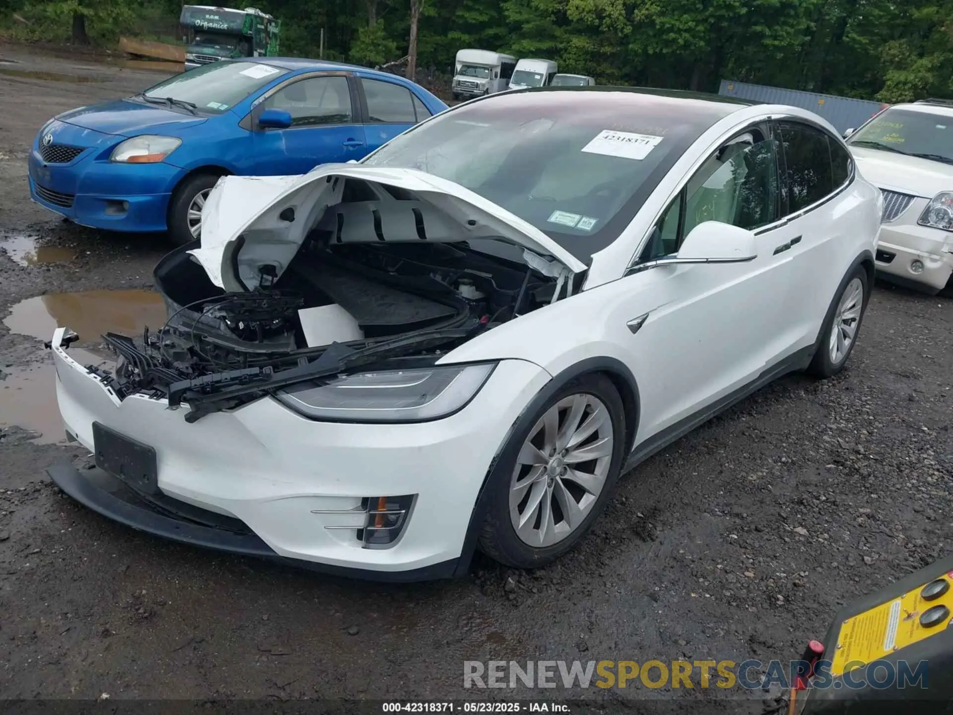 2 Photograph of a damaged car 5YJXCAE21MF319288 TESLA MODEL X 2021