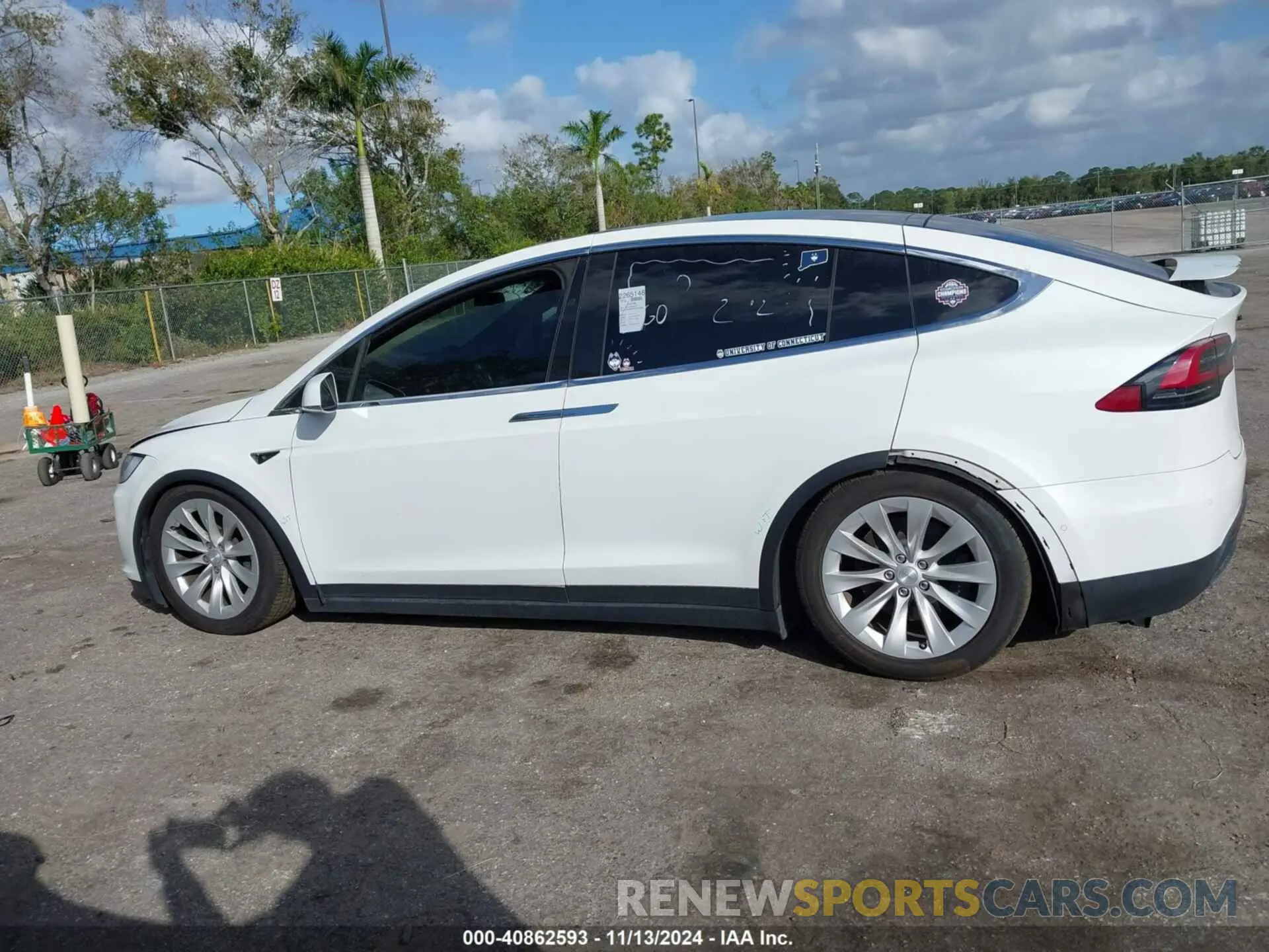 13 Фотография поврежденного автомобиля 5YJXCAE25MF323408 TESLA MODEL X 2021