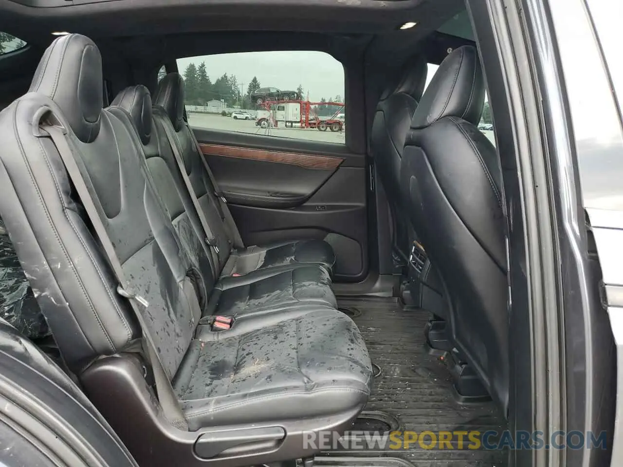 11 Photograph of a damaged car 5YJXCAE27MF322910 TESLA MODEL X 2021