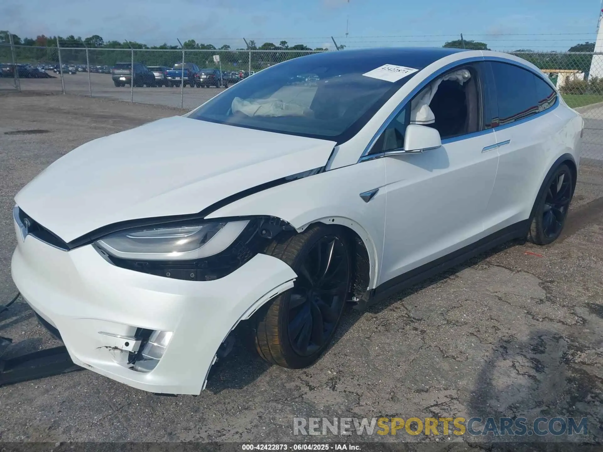 2 Photograph of a damaged car 5YJXCDE21MF319681 TESLA MODEL X 2021