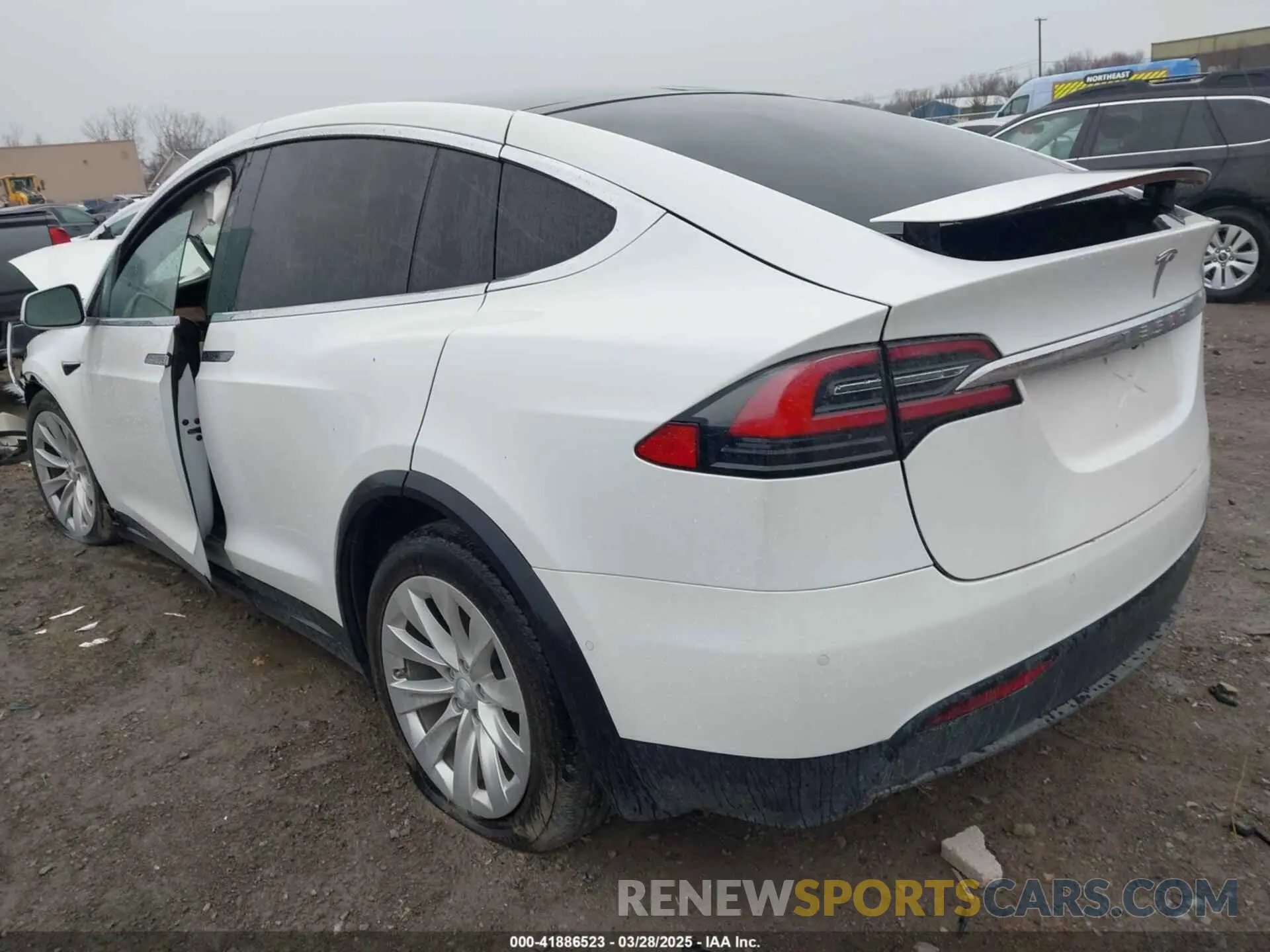 3 Фотография поврежденного автомобиля 5YJXCDE22MF319401 TESLA MODEL X 2021