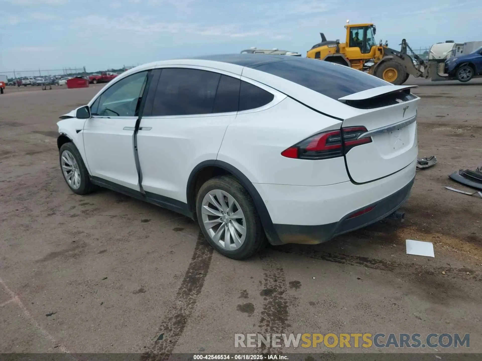 3 Фотография поврежденного автомобиля 5YJXCDE2XMF323695 TESLA MODEL X 2021