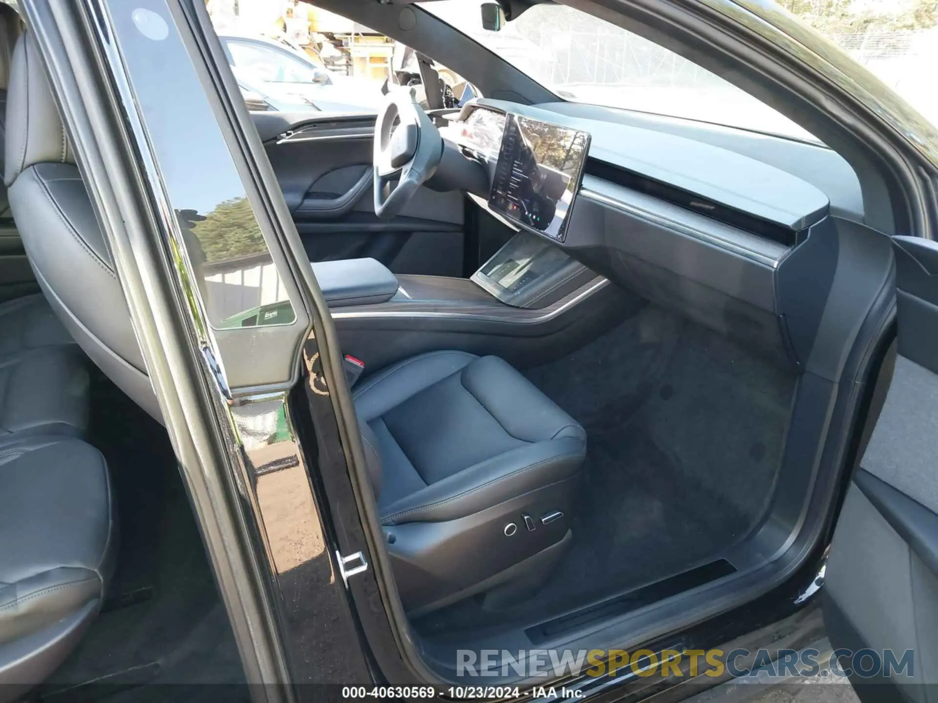 5 Photograph of a damaged car 7SAXCAE52NF346224 TESLA MODEL X 2022