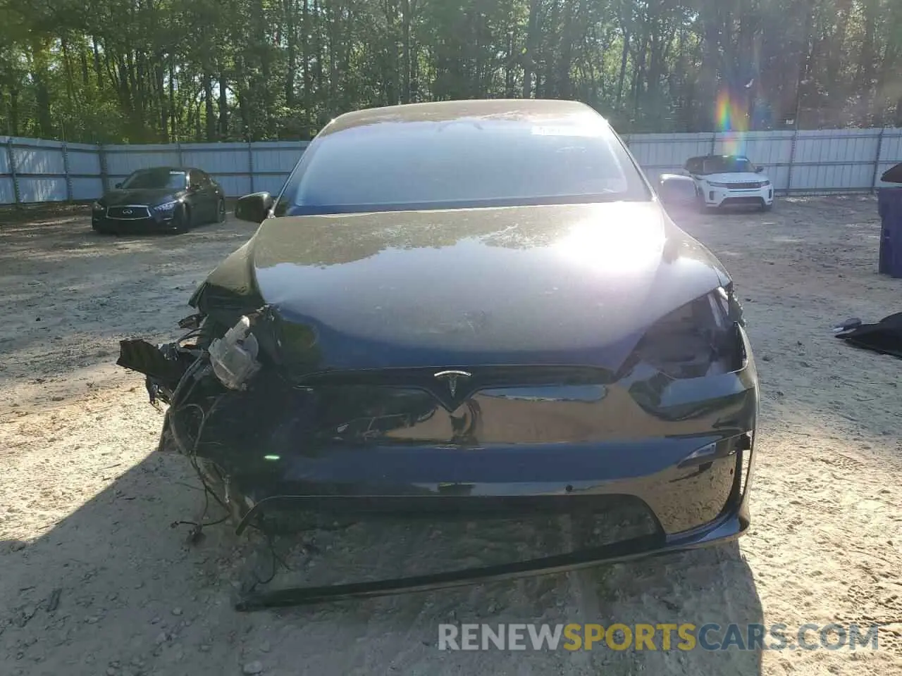 5 Photograph of a damaged car 7SAXCAE53NF357197 TESLA MODEL X 2022