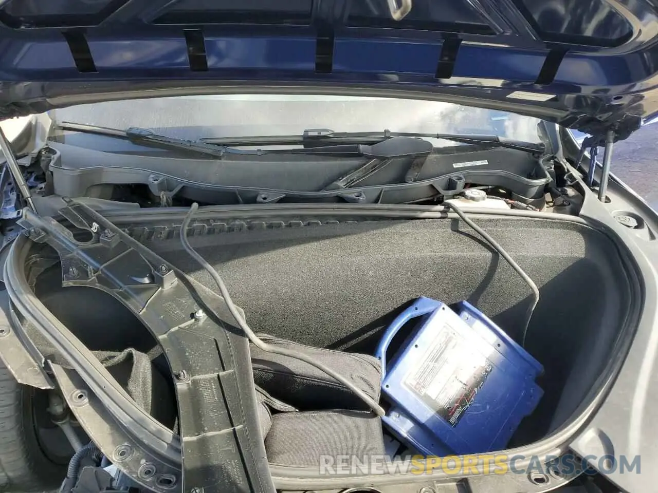 11 Photograph of a damaged car 7SAXCAE54NF351943 TESLA MODEL X 2022