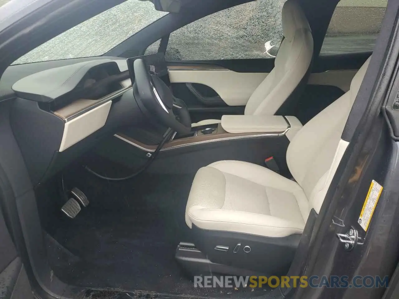 7 Photograph of a damaged car 7SAXCAE54NF358150 TESLA MODEL X 2022