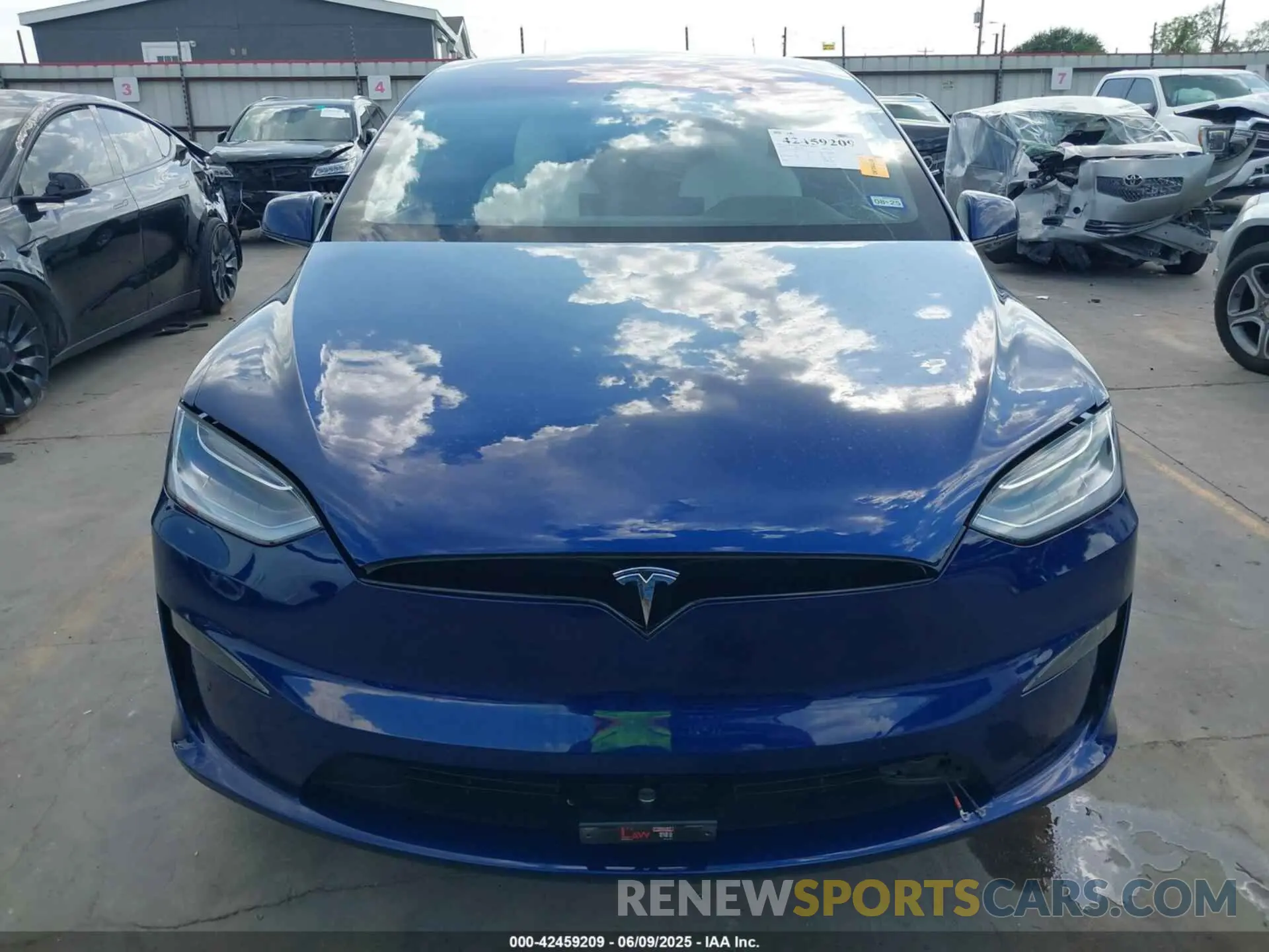 13 Photograph of a damaged car 7SAXCAE54NF359105 TESLA MODEL X 2022