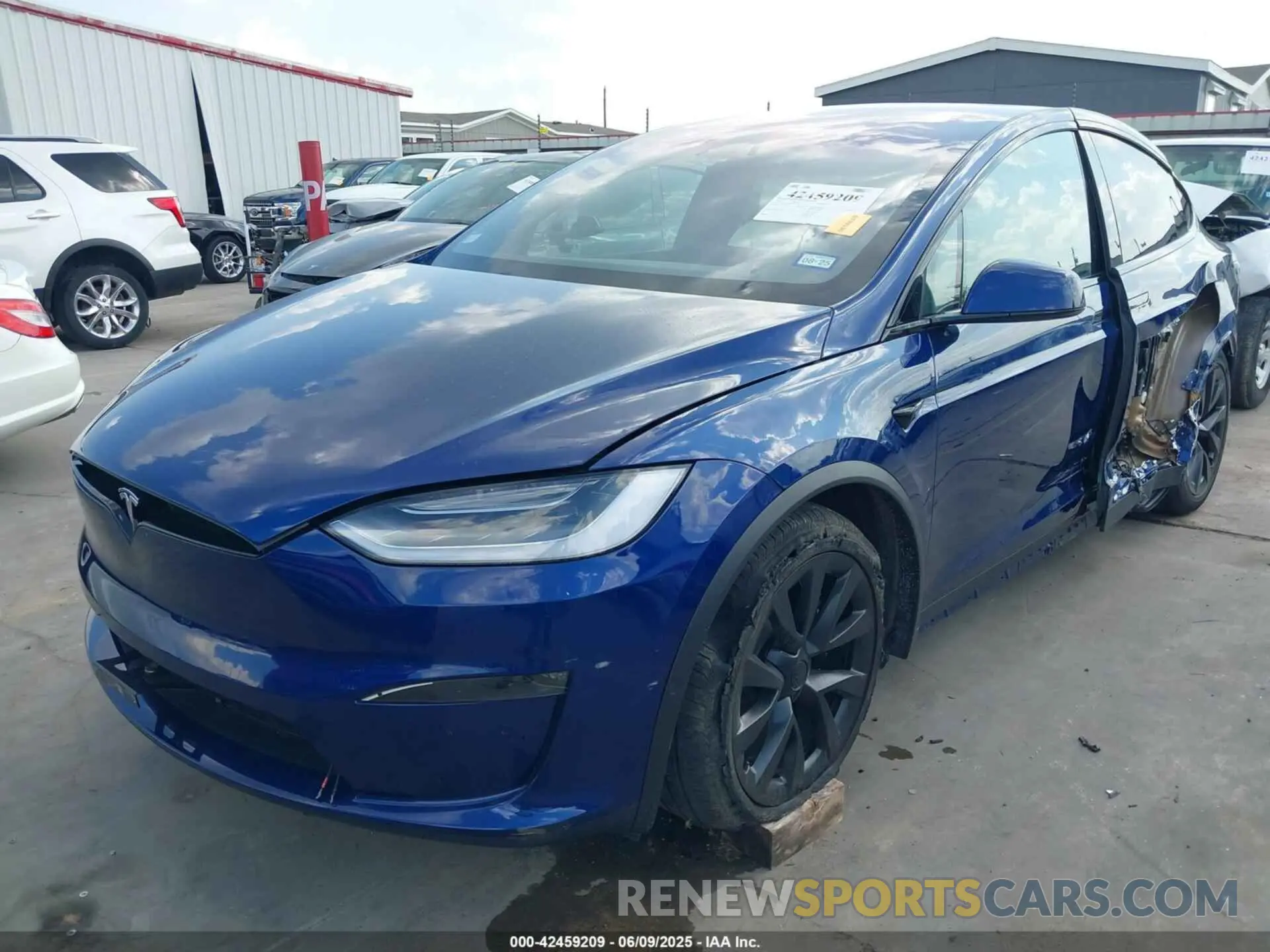 2 Photograph of a damaged car 7SAXCAE54NF359105 TESLA MODEL X 2022