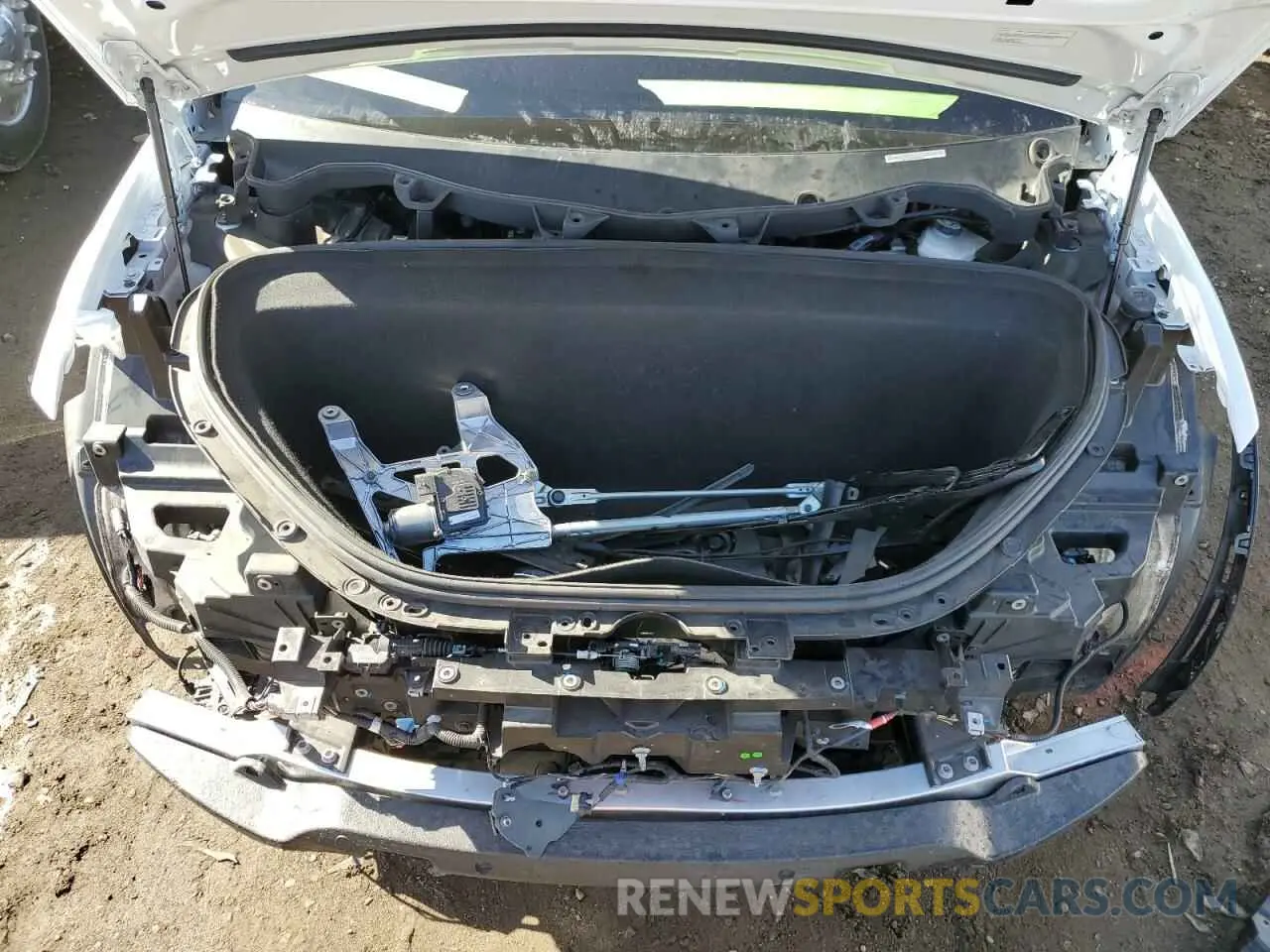 11 Photograph of a damaged car 7SAXCAE55NF350218 TESLA MODEL X 2022