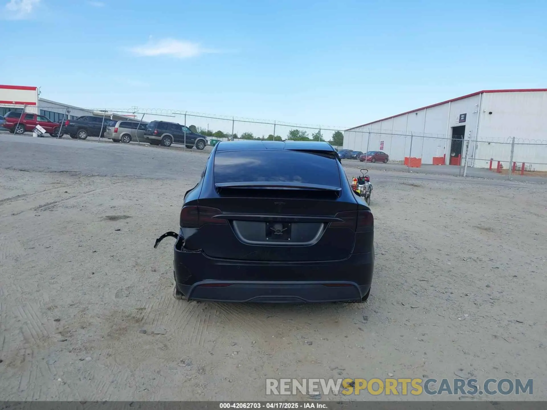 17 Фотография поврежденного автомобиля 7SAXCBE52NF331373 TESLA MODEL X 2022