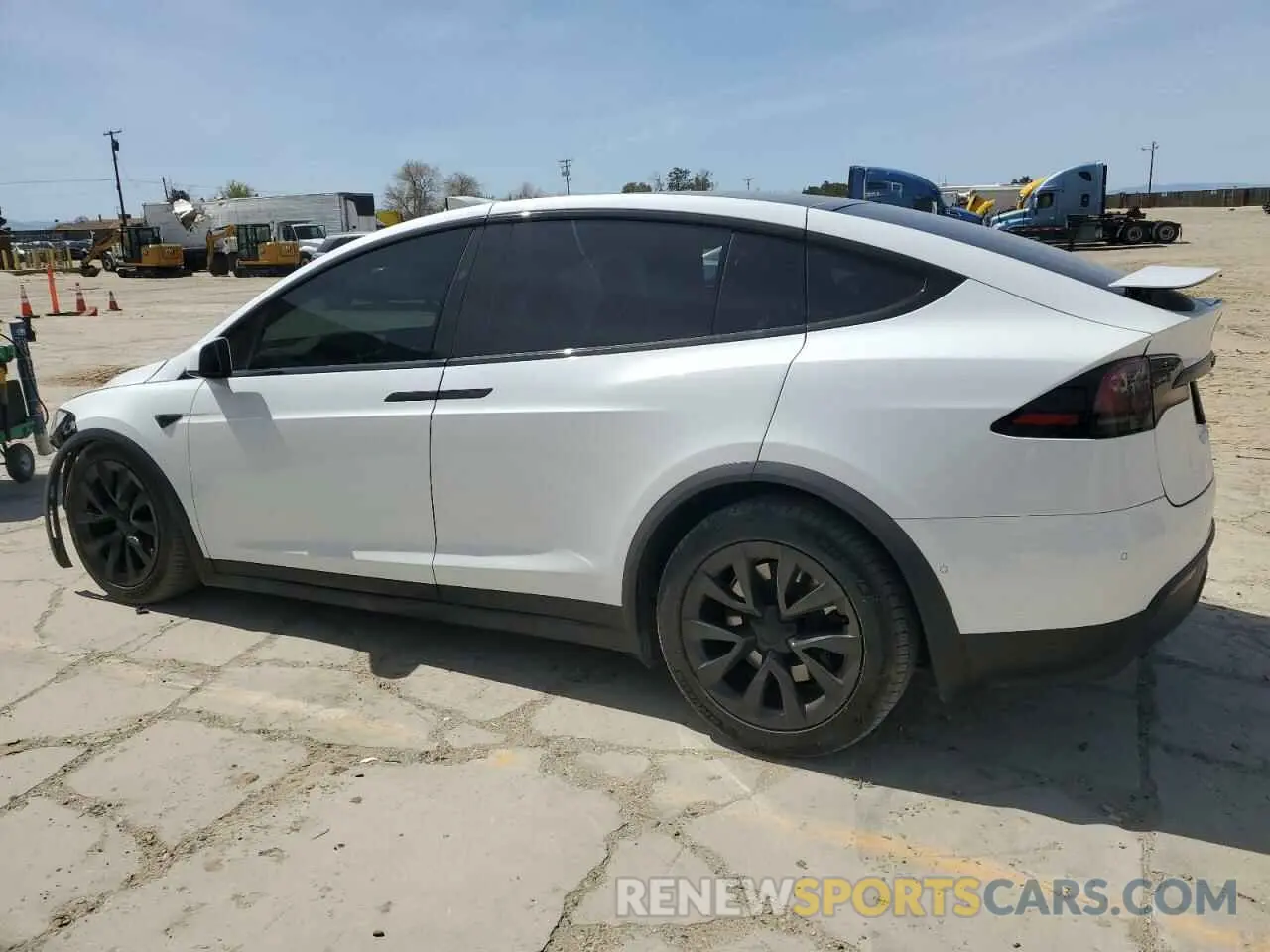 2 Photograph of a damaged car 7SAXCBE52NF362994 TESLA MODEL X 2022