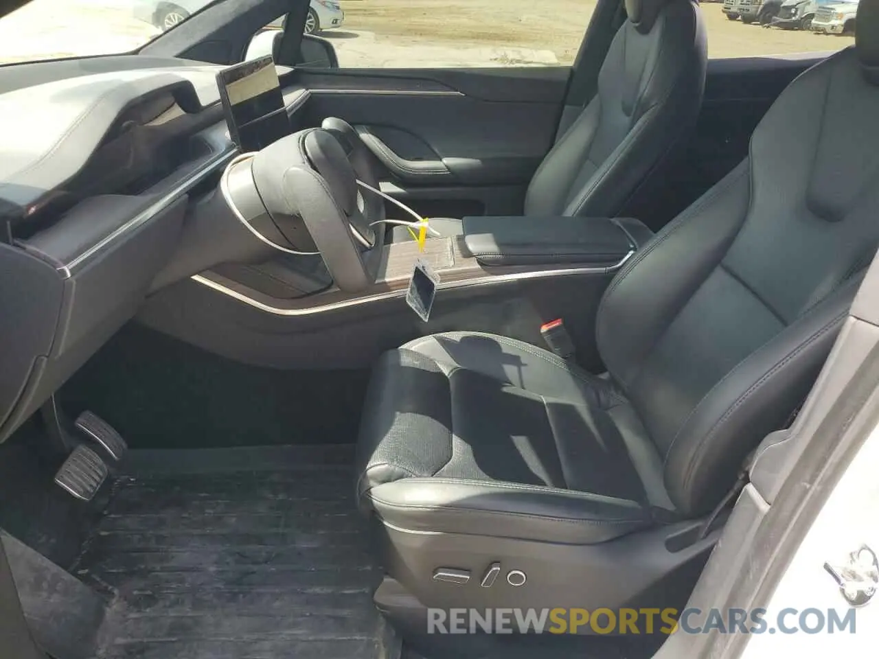7 Photograph of a damaged car 7SAXCBE52NF362994 TESLA MODEL X 2022
