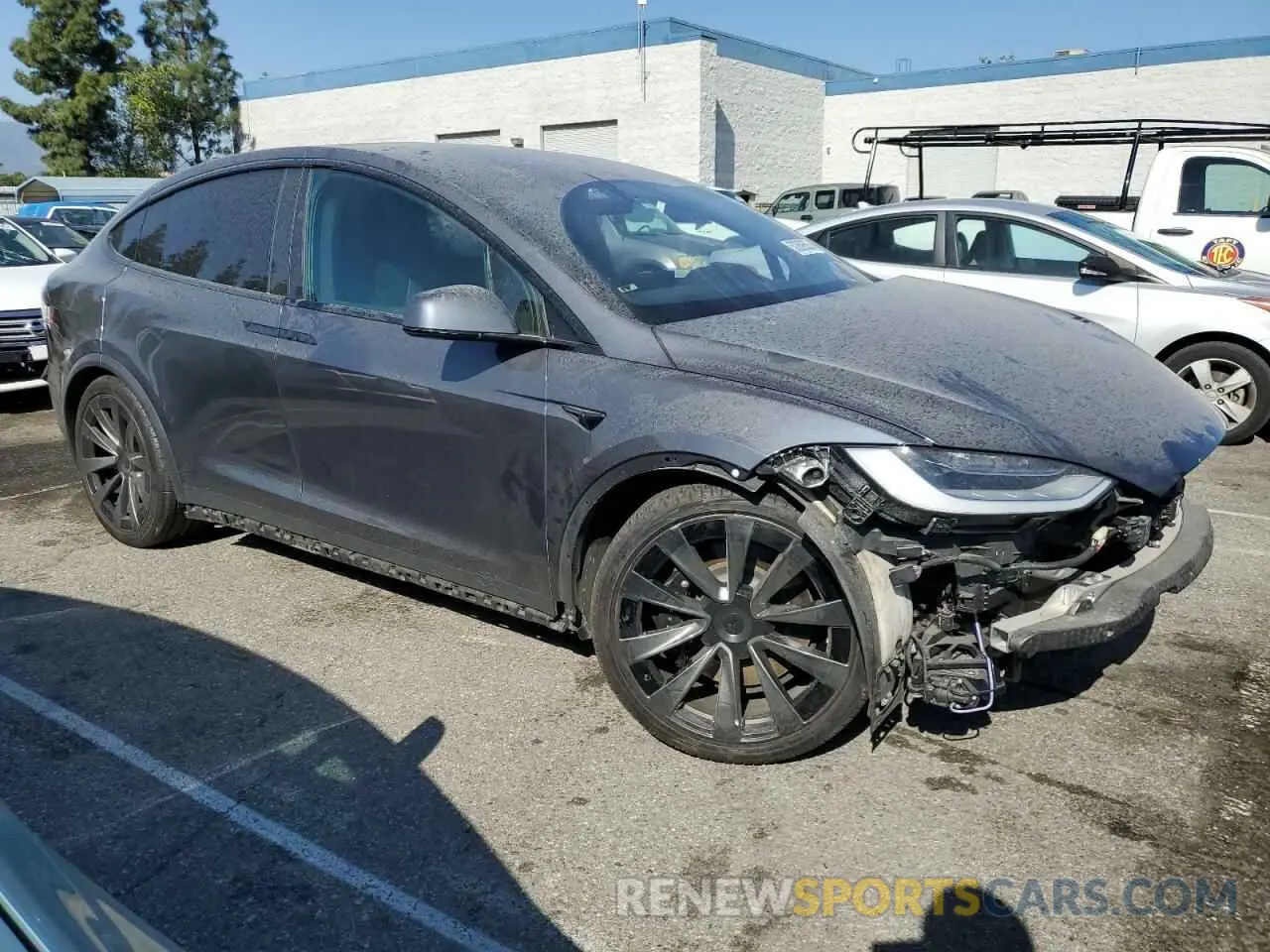 4 Фотография поврежденного автомобиля 7SAXCBE54NF329317 TESLA MODEL X 2022