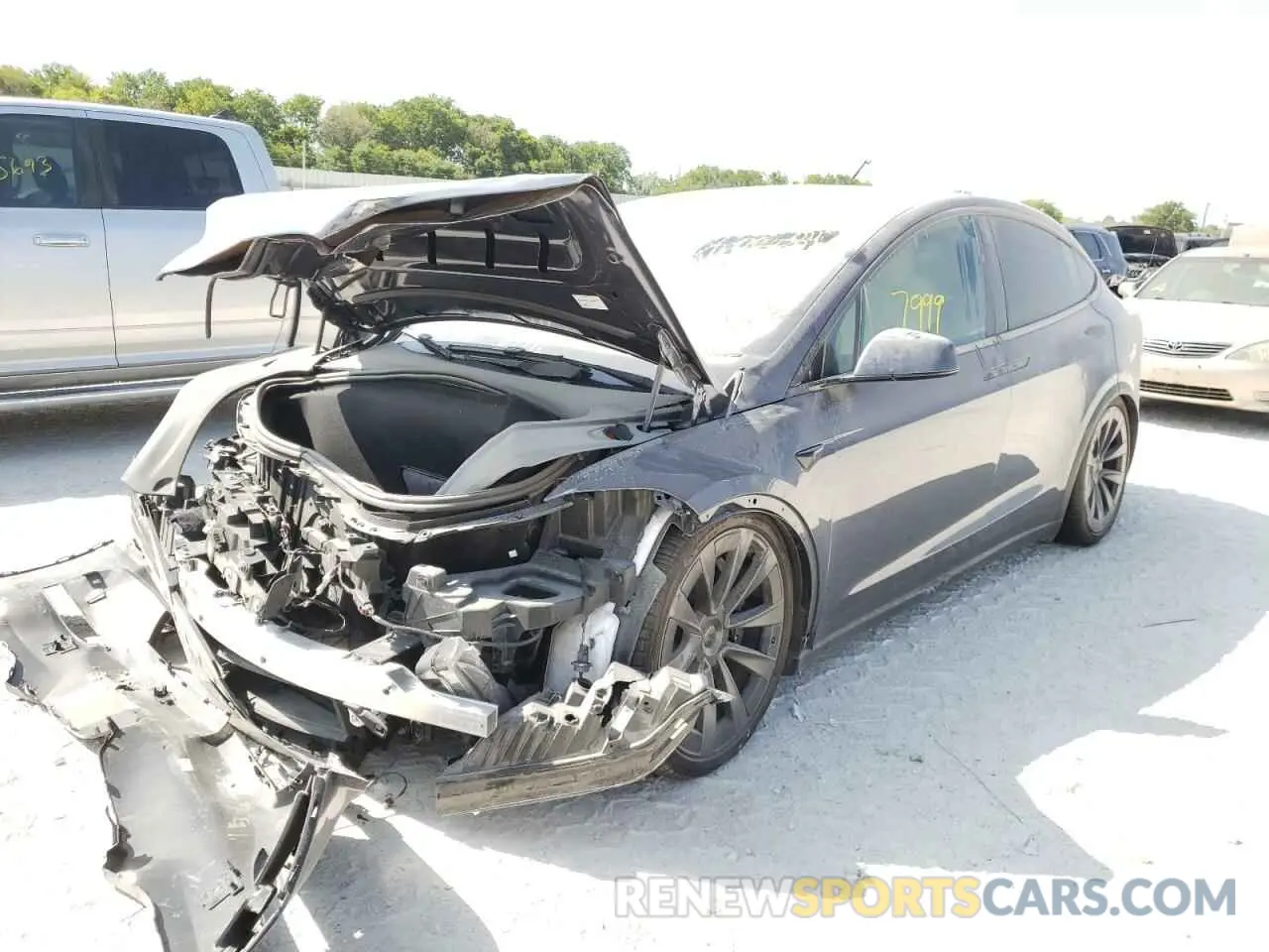 2 Photograph of a damaged car 7SAXCBE55NF328628 TESLA MODEL X 2022