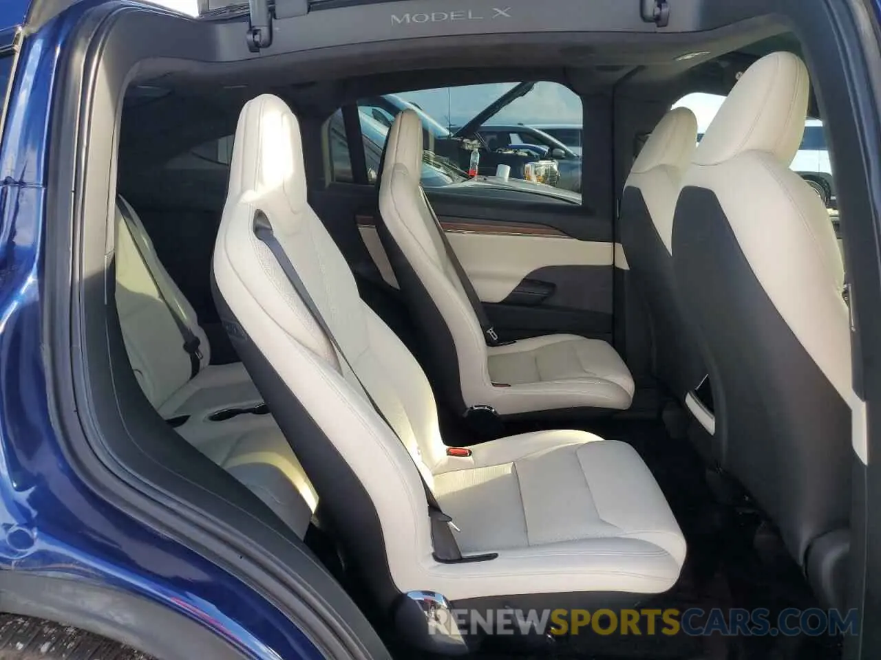 11 Photograph of a damaged car 7SAXCBE55NF334770 TESLA MODEL X 2022