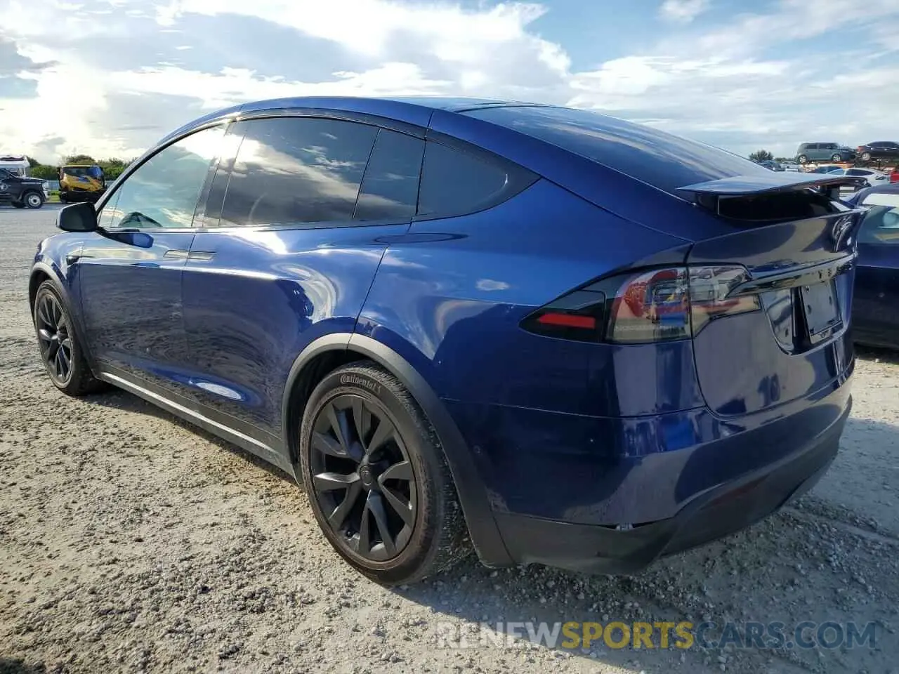 2 Photograph of a damaged car 7SAXCBE55NF334770 TESLA MODEL X 2022