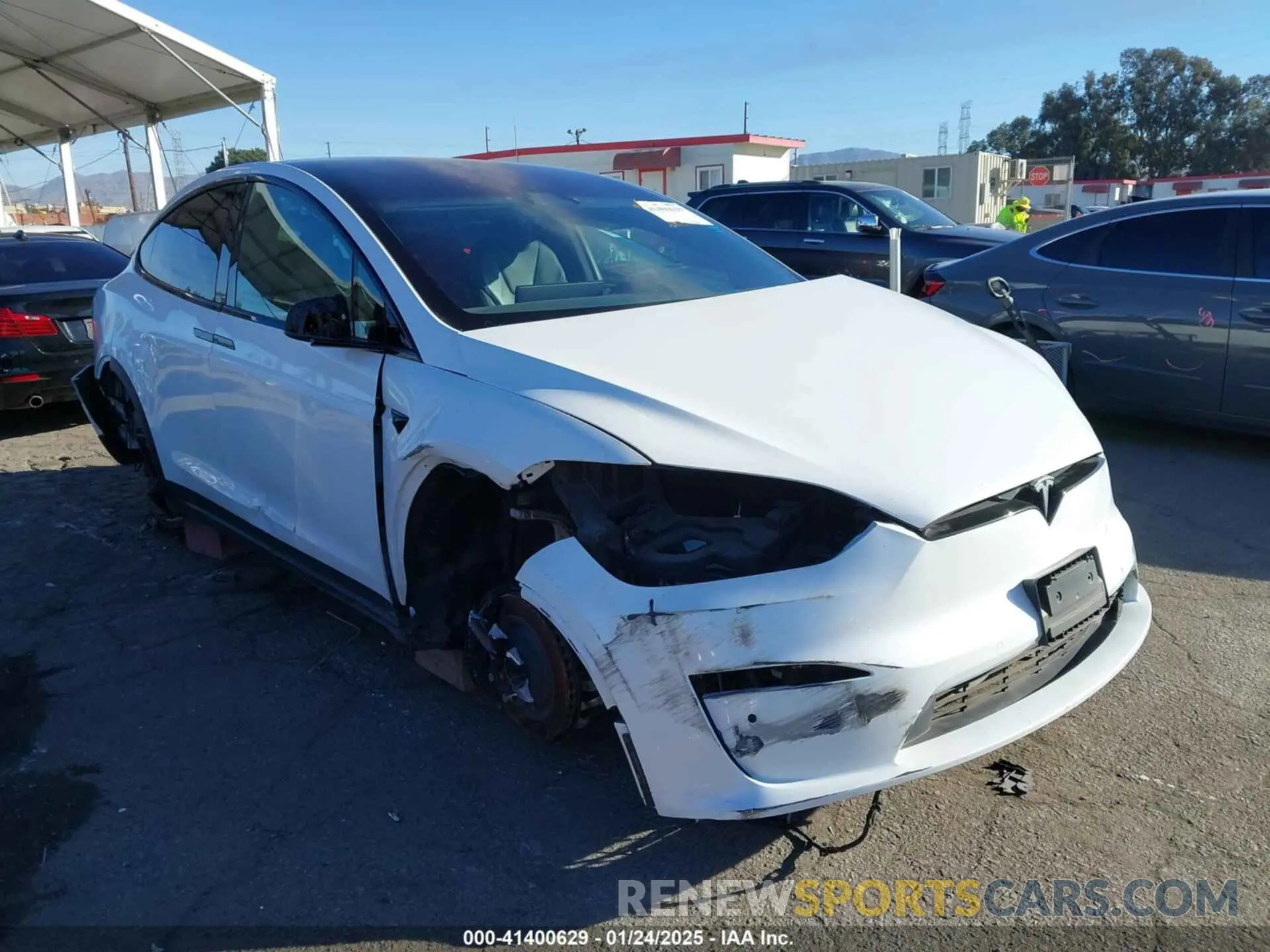 1 Photograph of a damaged car 7SAXCBE56NF329657 TESLA MODEL X 2022