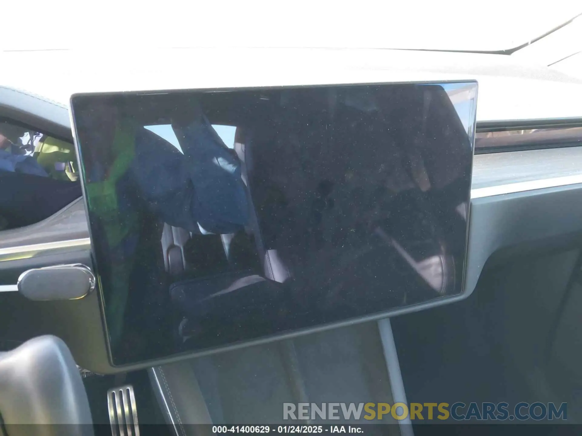 16 Photograph of a damaged car 7SAXCBE56NF329657 TESLA MODEL X 2022