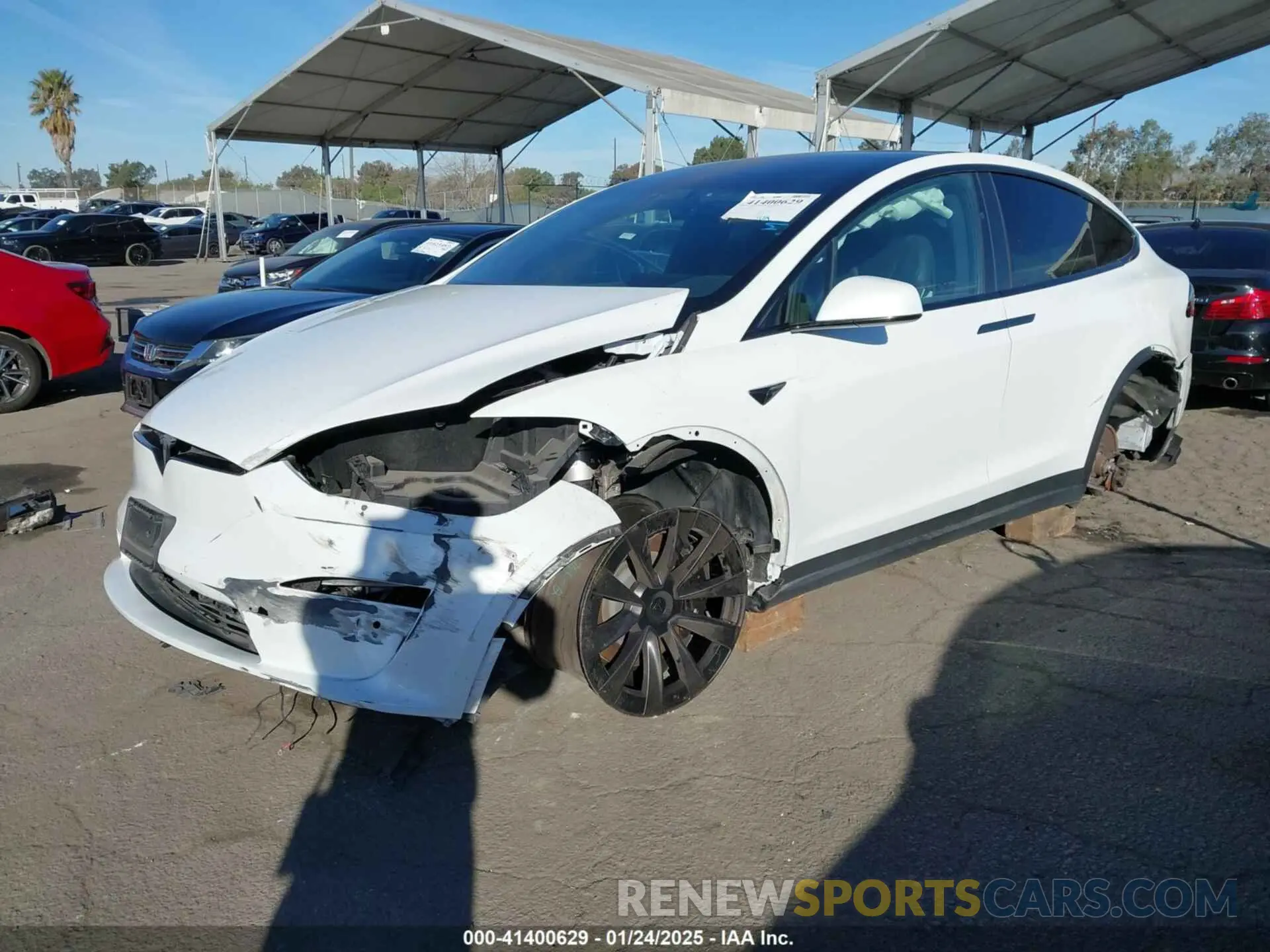 2 Photograph of a damaged car 7SAXCBE56NF329657 TESLA MODEL X 2022