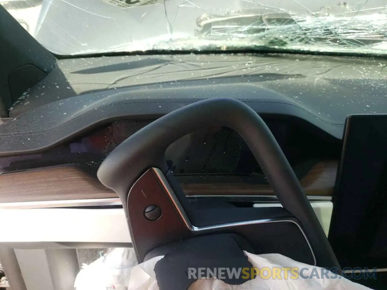 8 Photograph of a damaged car 7SAXCBE56NF333367 TESLA MODEL X 2022