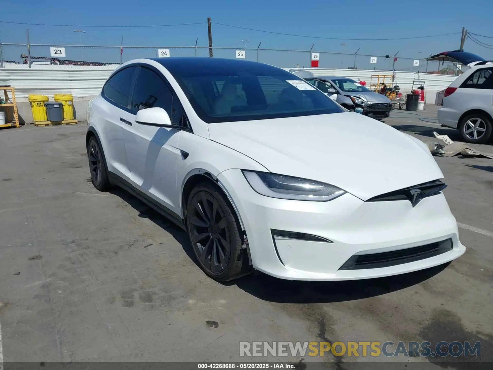 1 Photograph of a damaged car 7SAXCBE58NF329790 TESLA MODEL X 2022