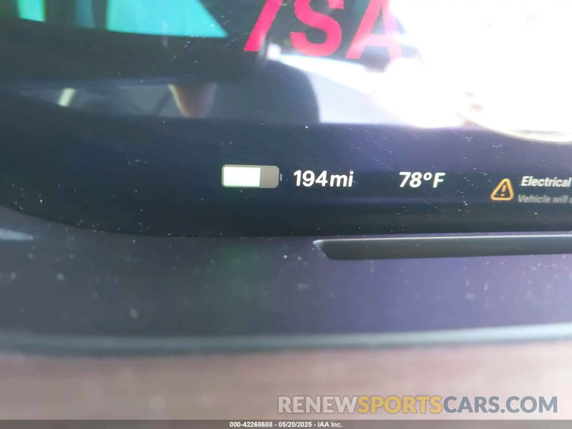 18 Photograph of a damaged car 7SAXCBE58NF329790 TESLA MODEL X 2022