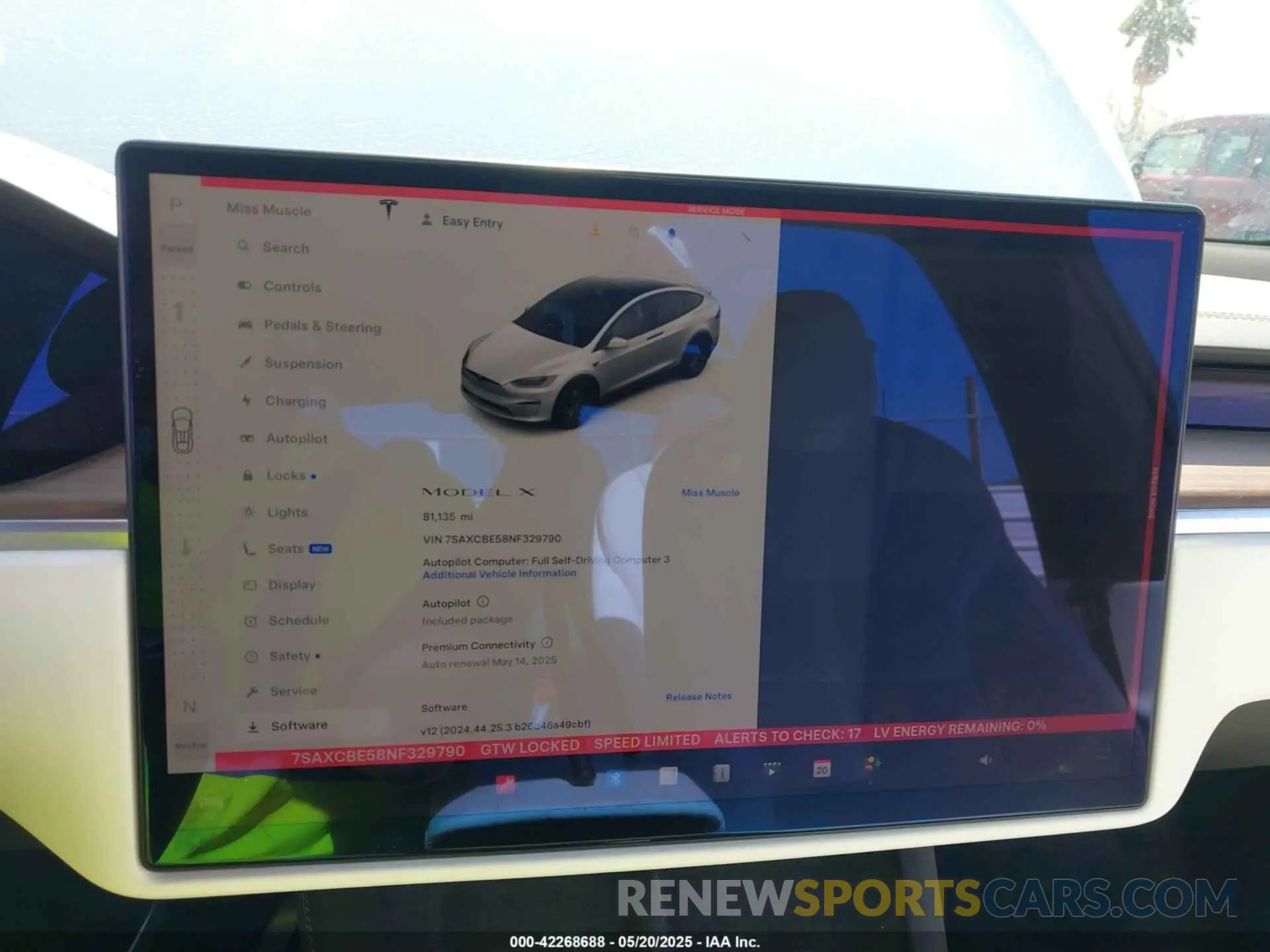19 Photograph of a damaged car 7SAXCBE58NF329790 TESLA MODEL X 2022