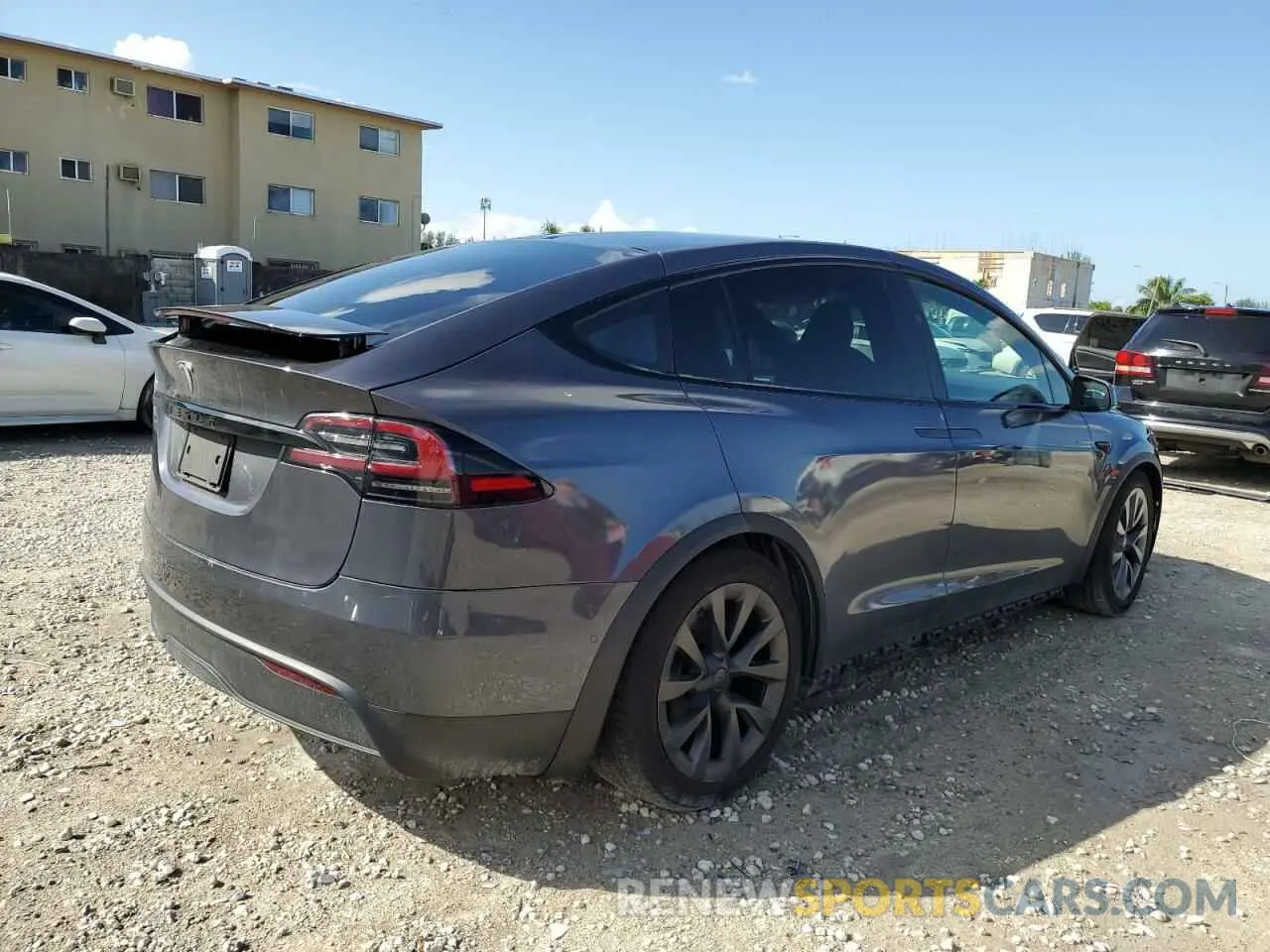 3 Фотография поврежденного автомобиля 7SAXCBE58NF335072 TESLA MODEL X 2022