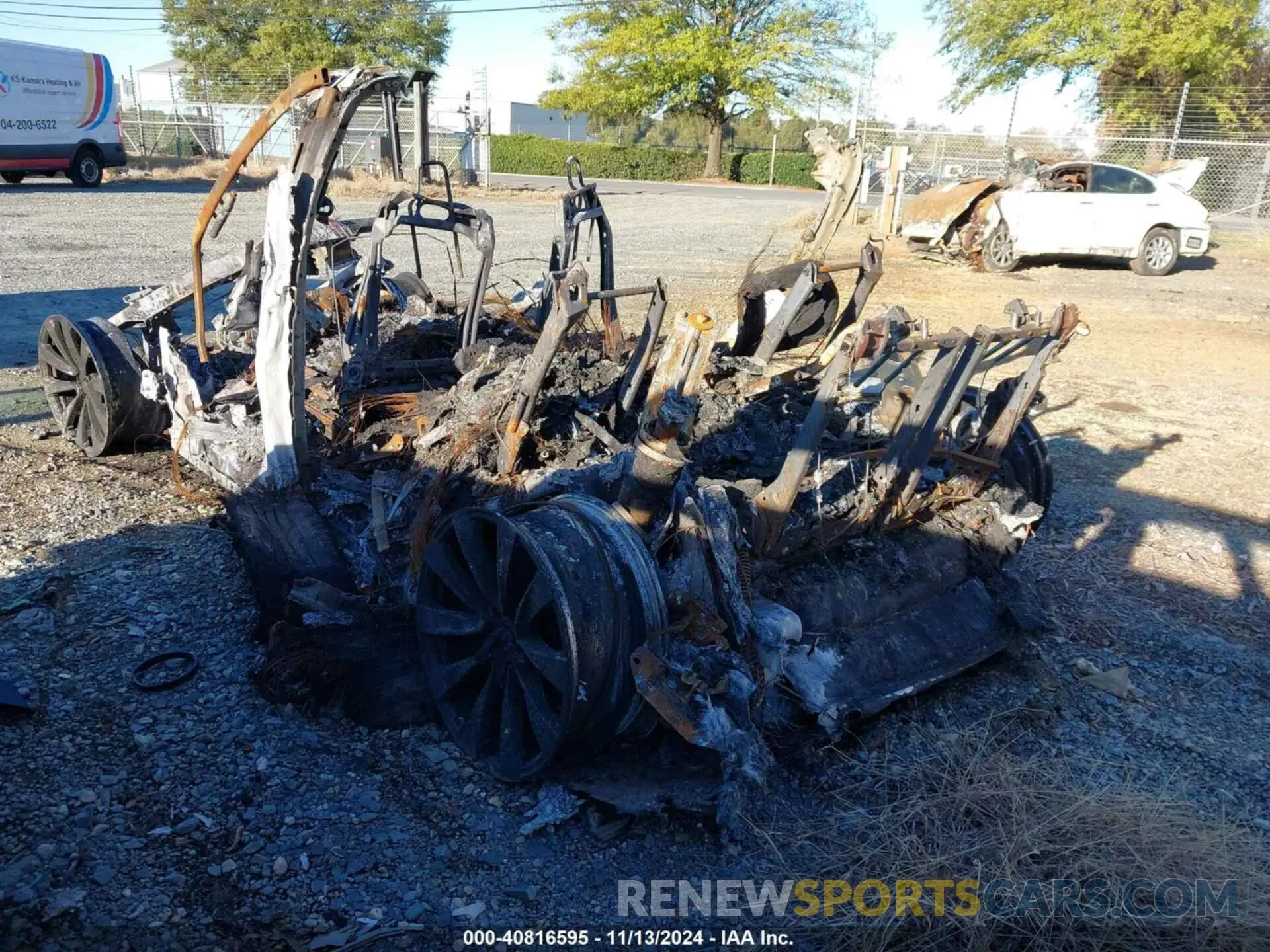 3 Photograph of a damaged car 7SAXCBE60NF356846 TESLA MODEL X 2022