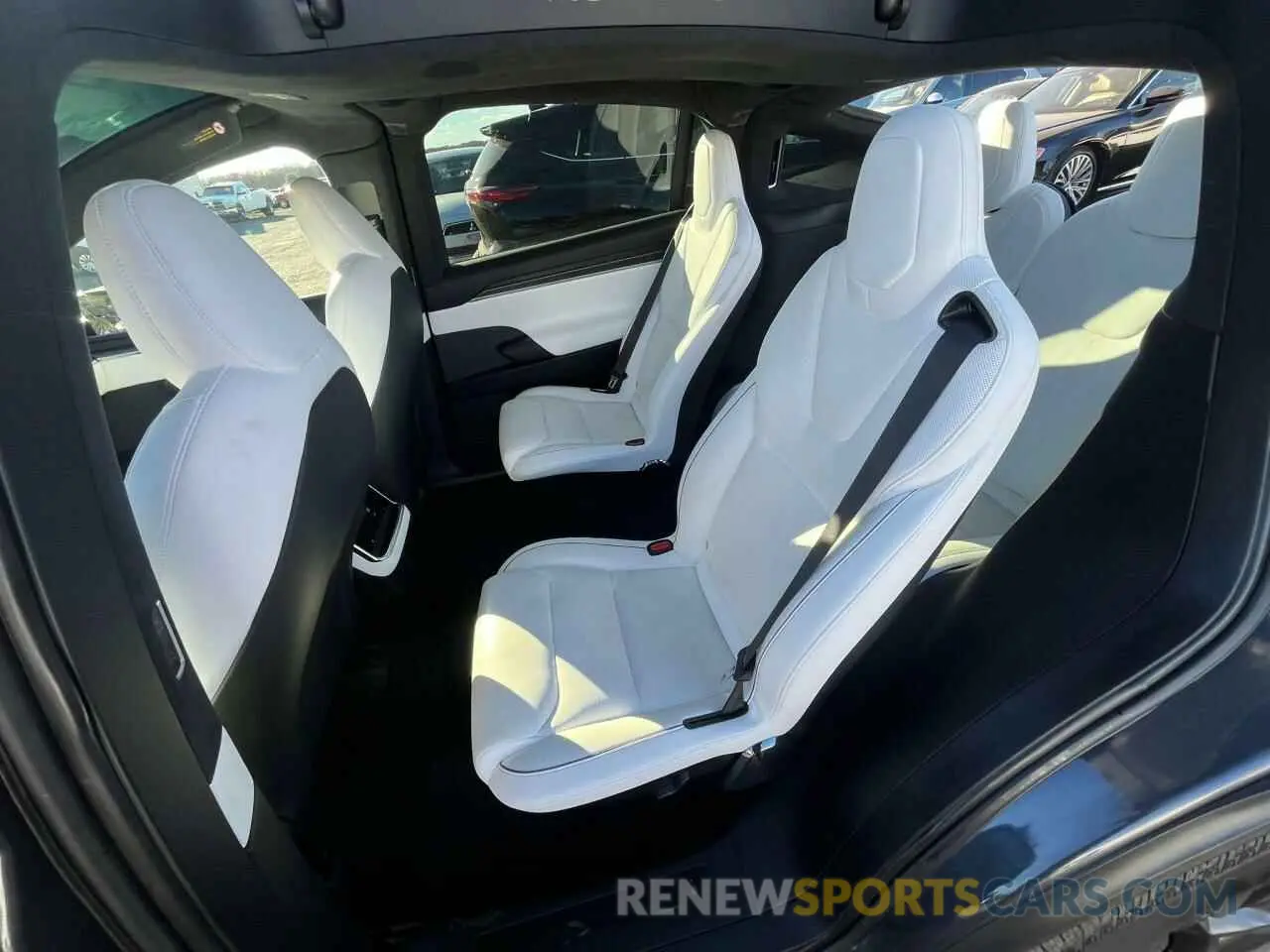 9 Фотография поврежденного автомобиля 7SAXCBE61NF358296 TESLA MODEL X 2022