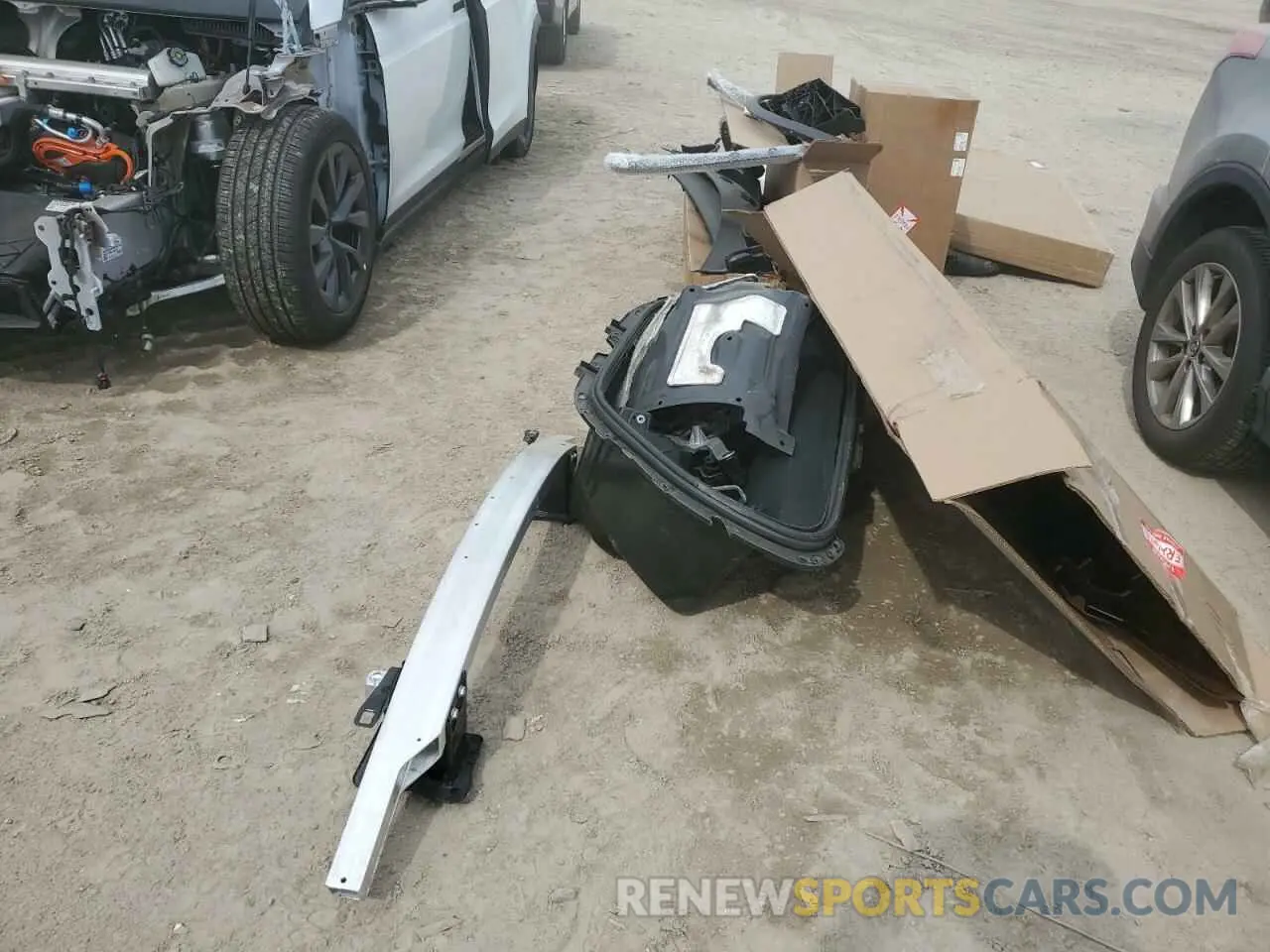 13 Photograph of a damaged car 7SAXCBE64NF344165 TESLA MODEL X 2022