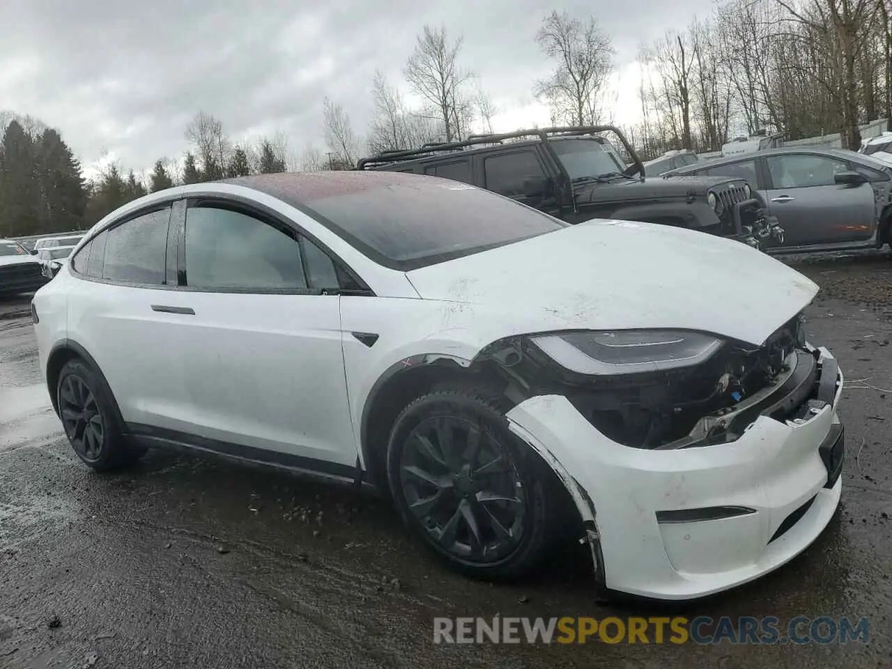 4 Photograph of a damaged car 7SAXCBE64NF349365 TESLA MODEL X 2022
