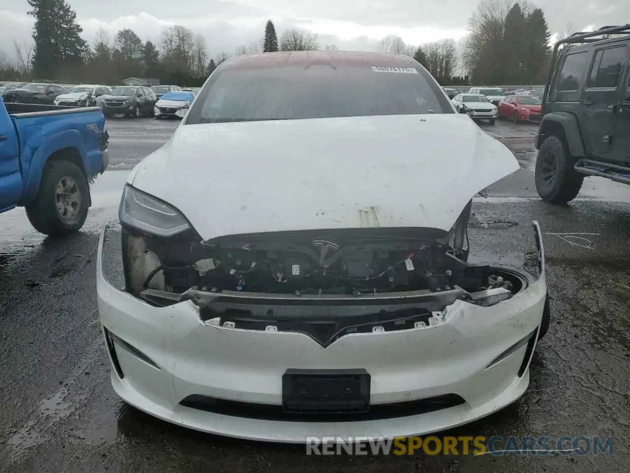 5 Photograph of a damaged car 7SAXCBE64NF349365 TESLA MODEL X 2022