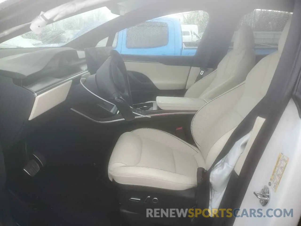 7 Photograph of a damaged car 7SAXCBE64NF349365 TESLA MODEL X 2022