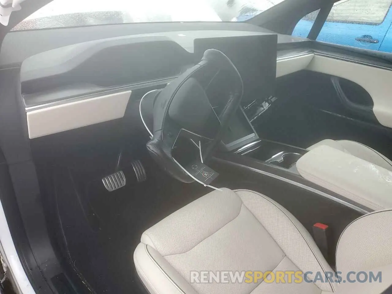 8 Photograph of a damaged car 7SAXCBE64NF349365 TESLA MODEL X 2022