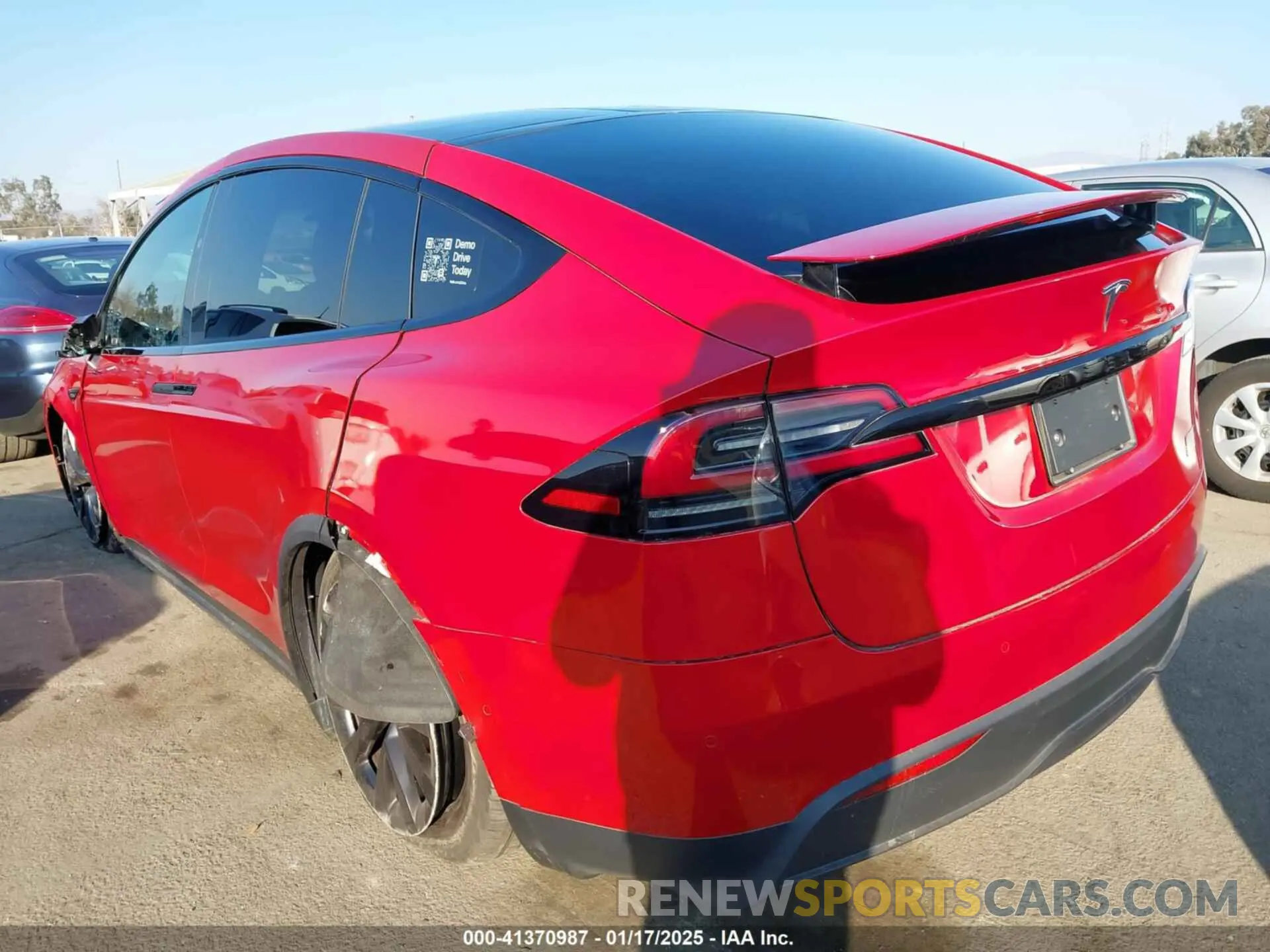 3 Photograph of a damaged car 7SAXCBE65NF357152 TESLA MODEL X 2022