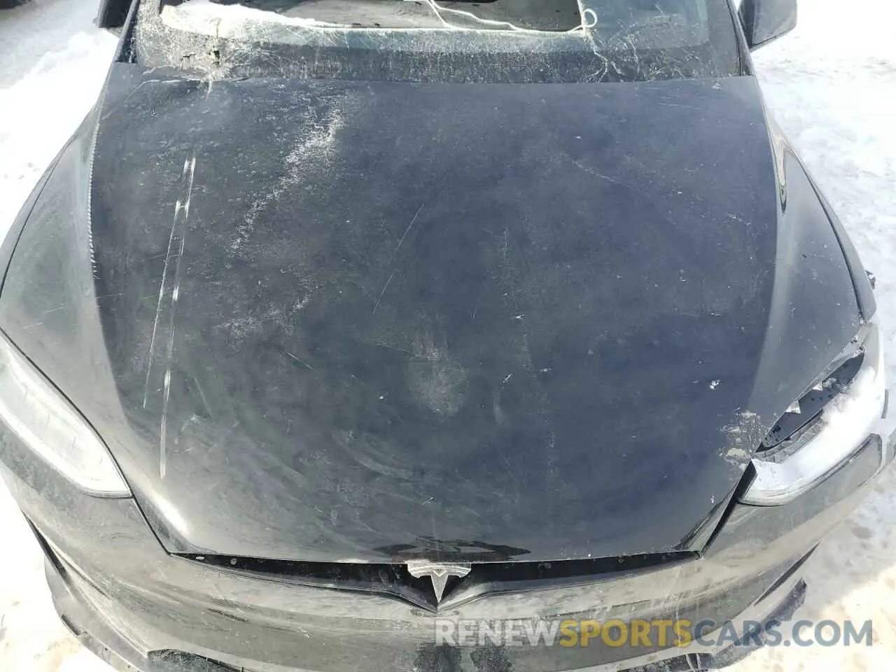 12 Photograph of a damaged car 7SAXCBE66NF342093 TESLA MODEL X 2022