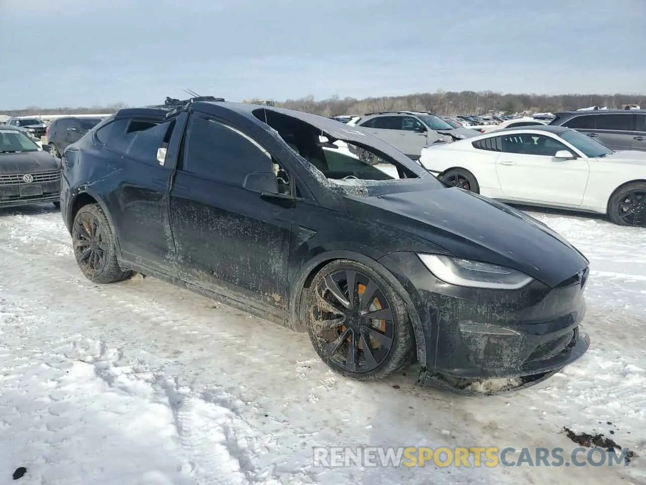 4 Photograph of a damaged car 7SAXCBE66NF342093 TESLA MODEL X 2022