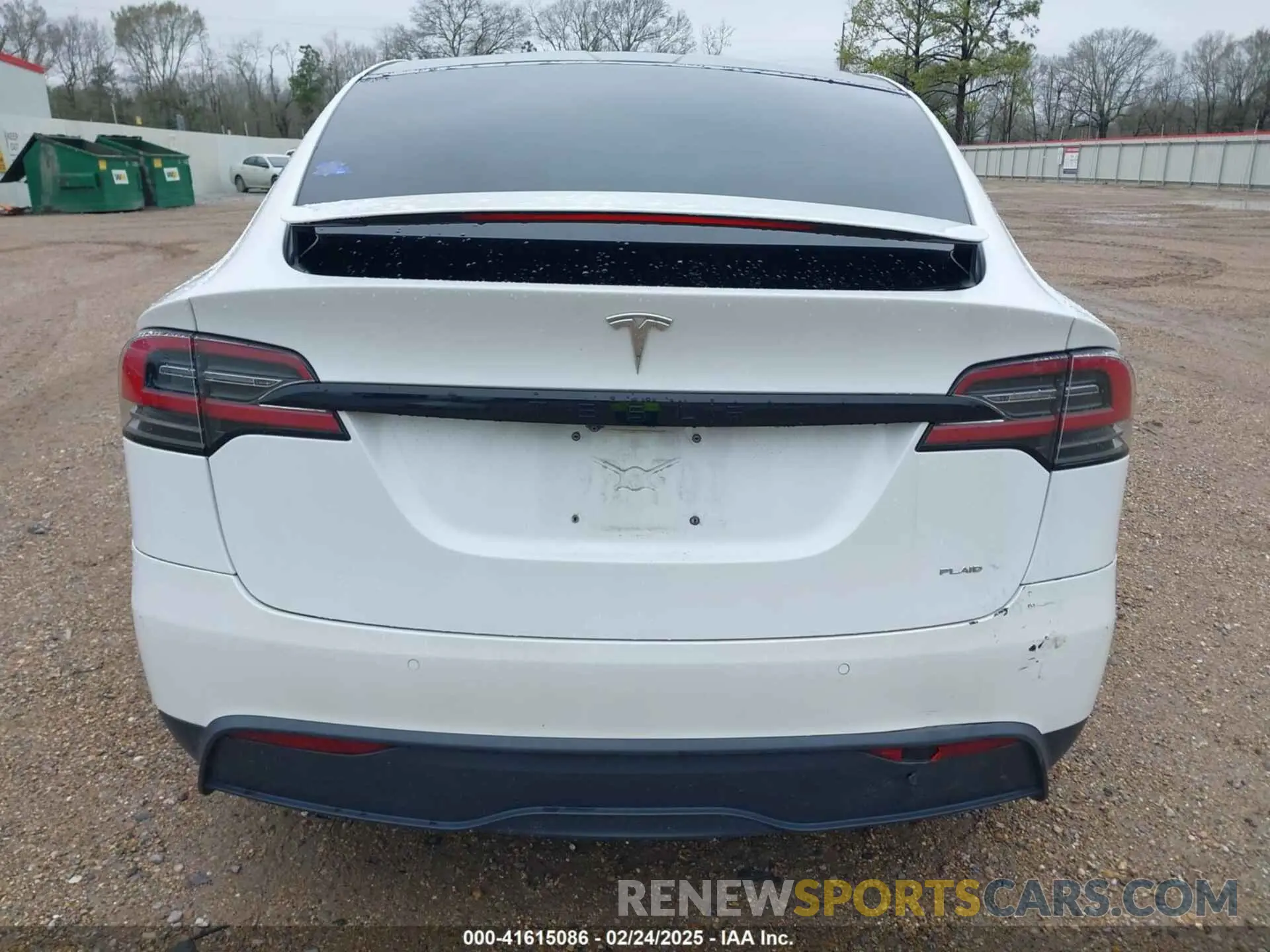16 Photograph of a damaged car 7SAXCBE68NF333394 TESLA MODEL X 2022