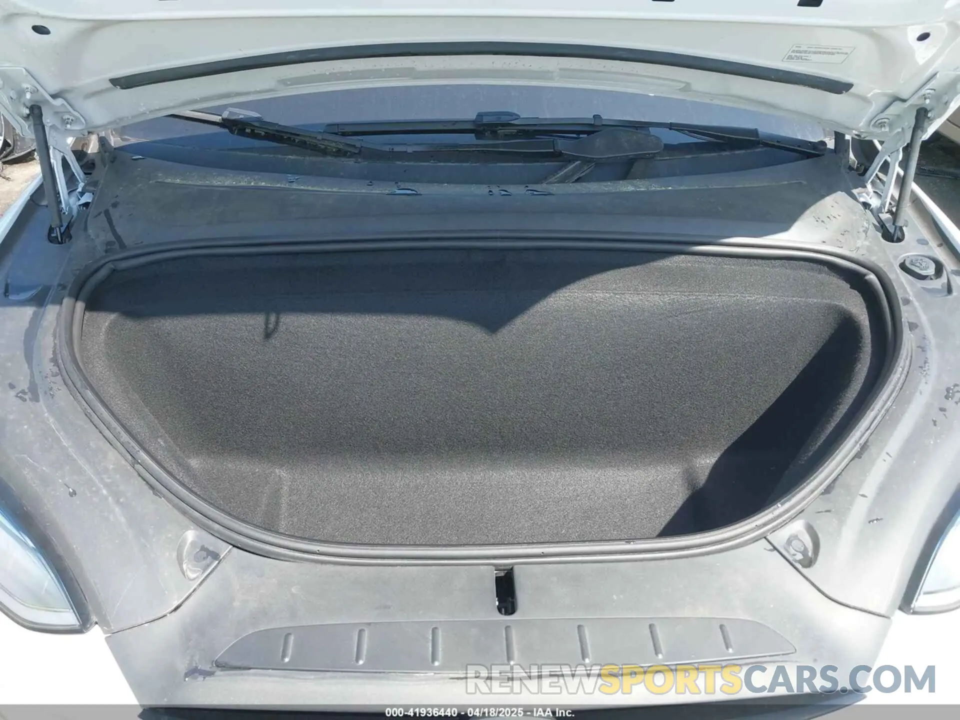 10 Фотография поврежденного автомобиля 7SAXCBE69NF354836 TESLA MODEL X 2022