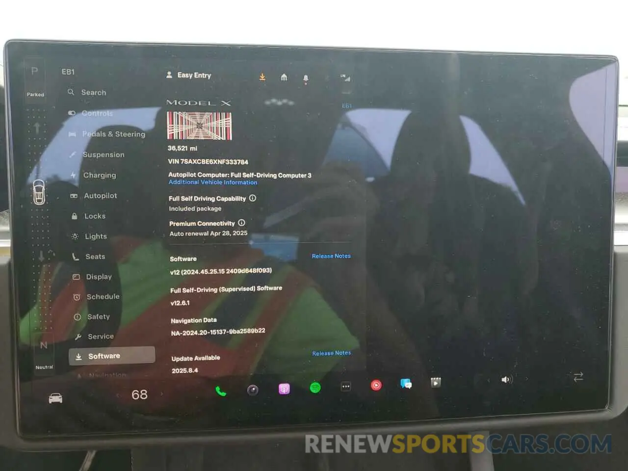 9 Photograph of a damaged car 7SAXCBE6XNF333784 TESLA MODEL X 2022