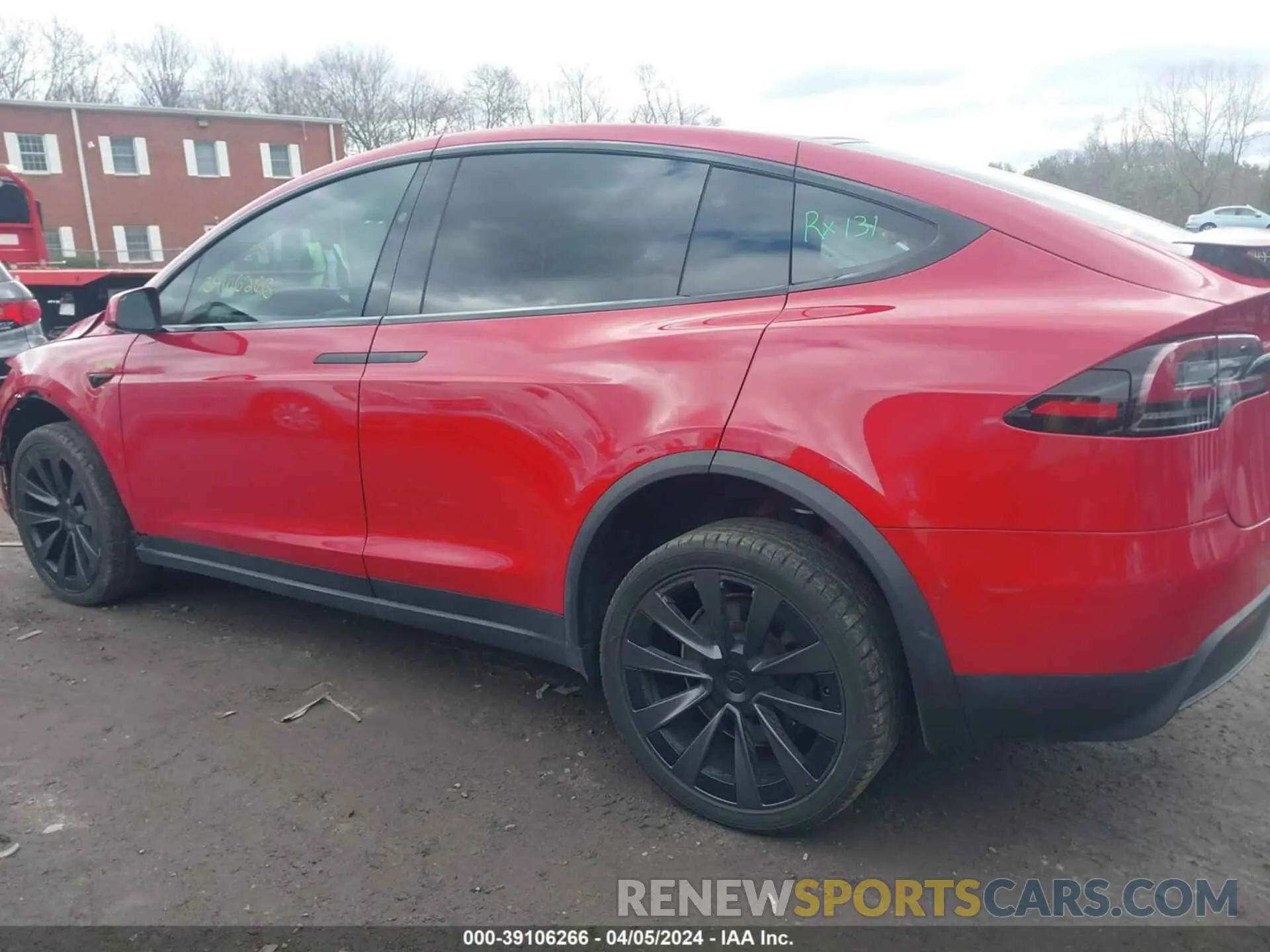 15 Photograph of a damaged car 7SAXCBE6XNF353131 TESLA MODEL X 2022