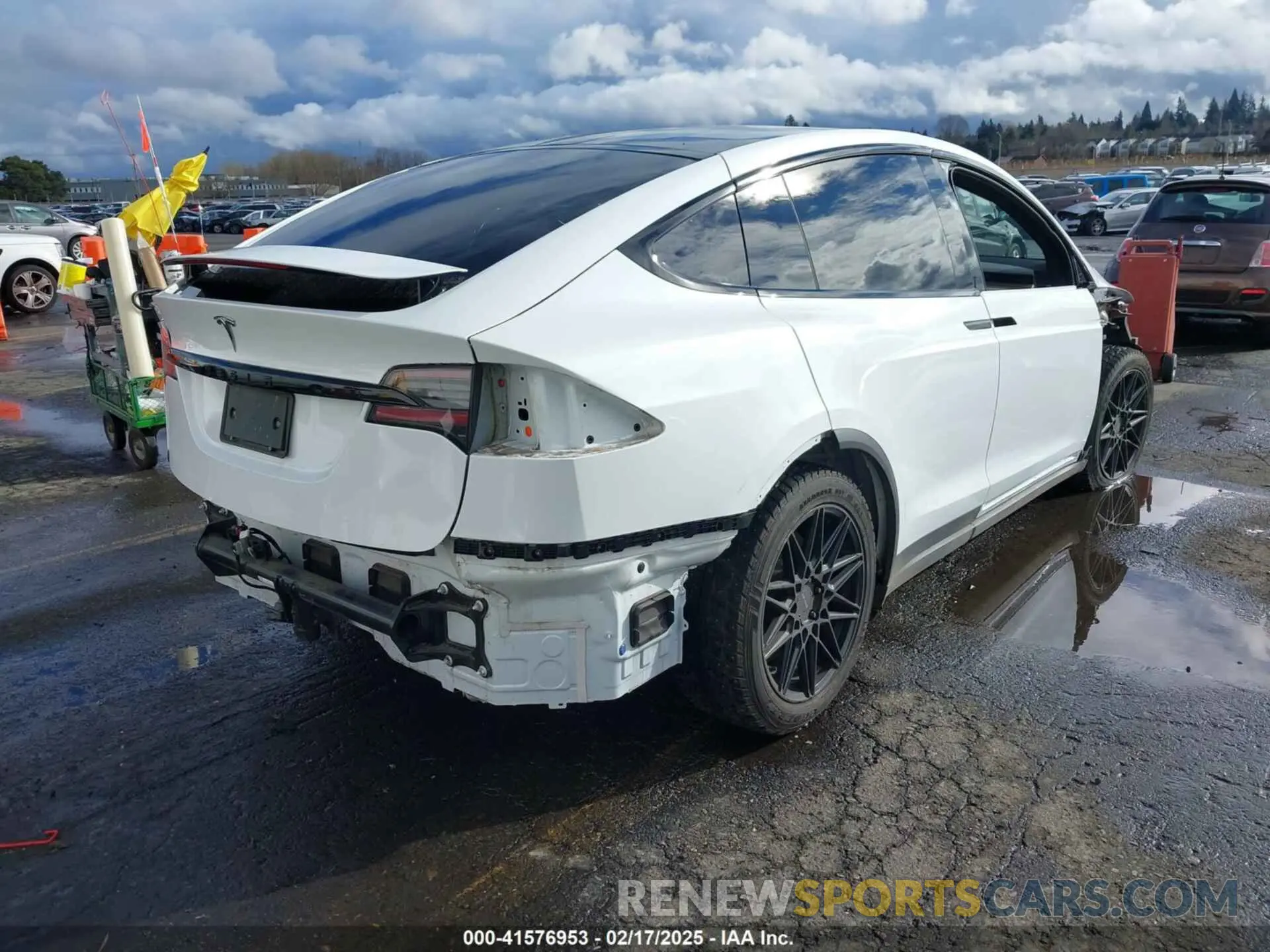 4 Фотография поврежденного автомобиля 7SAXCDE56NF360208 TESLA MODEL X 2022