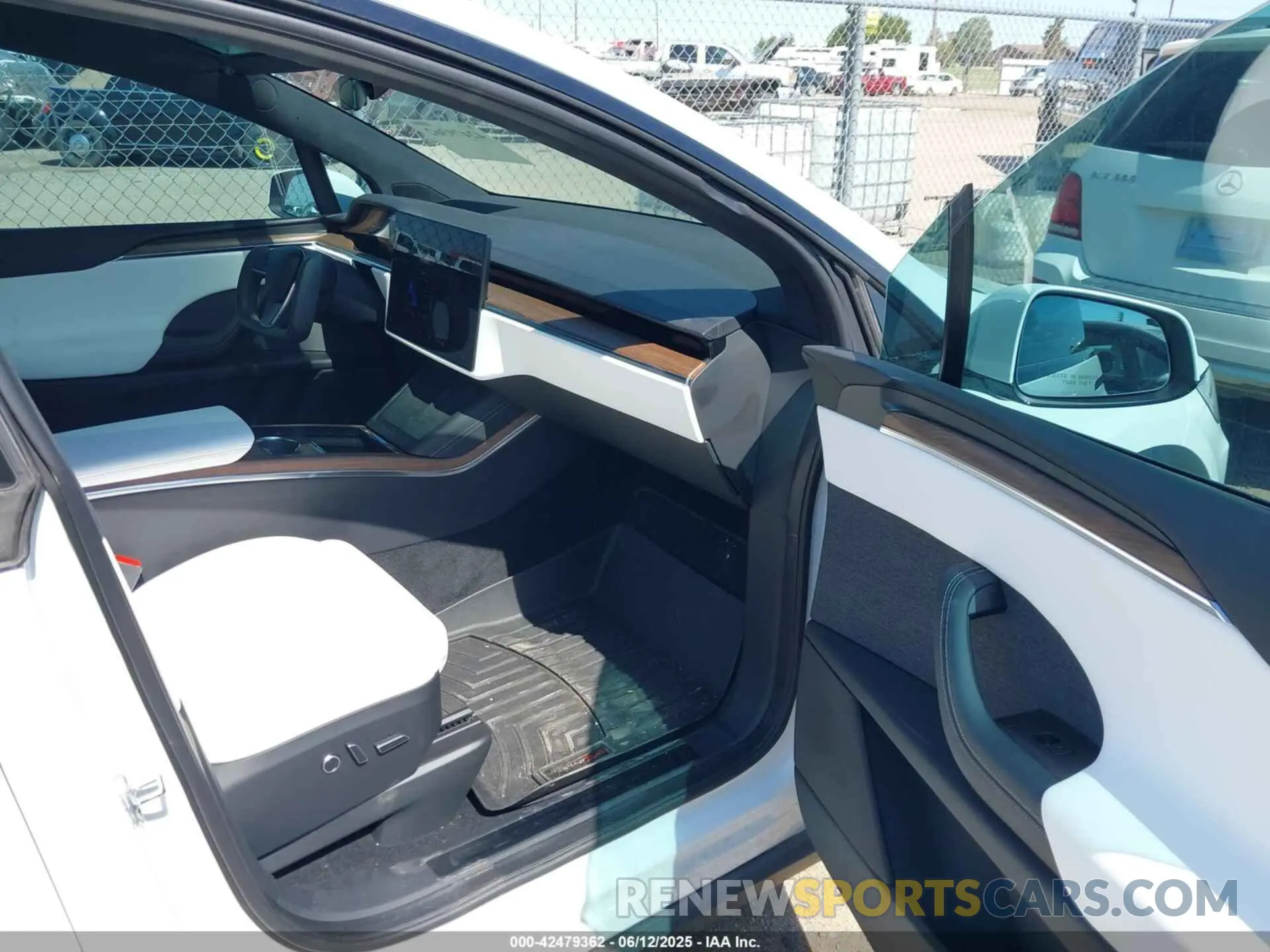 5 Фотография поврежденного автомобиля 7SAXCDE57NF340758 TESLA MODEL X 2022
